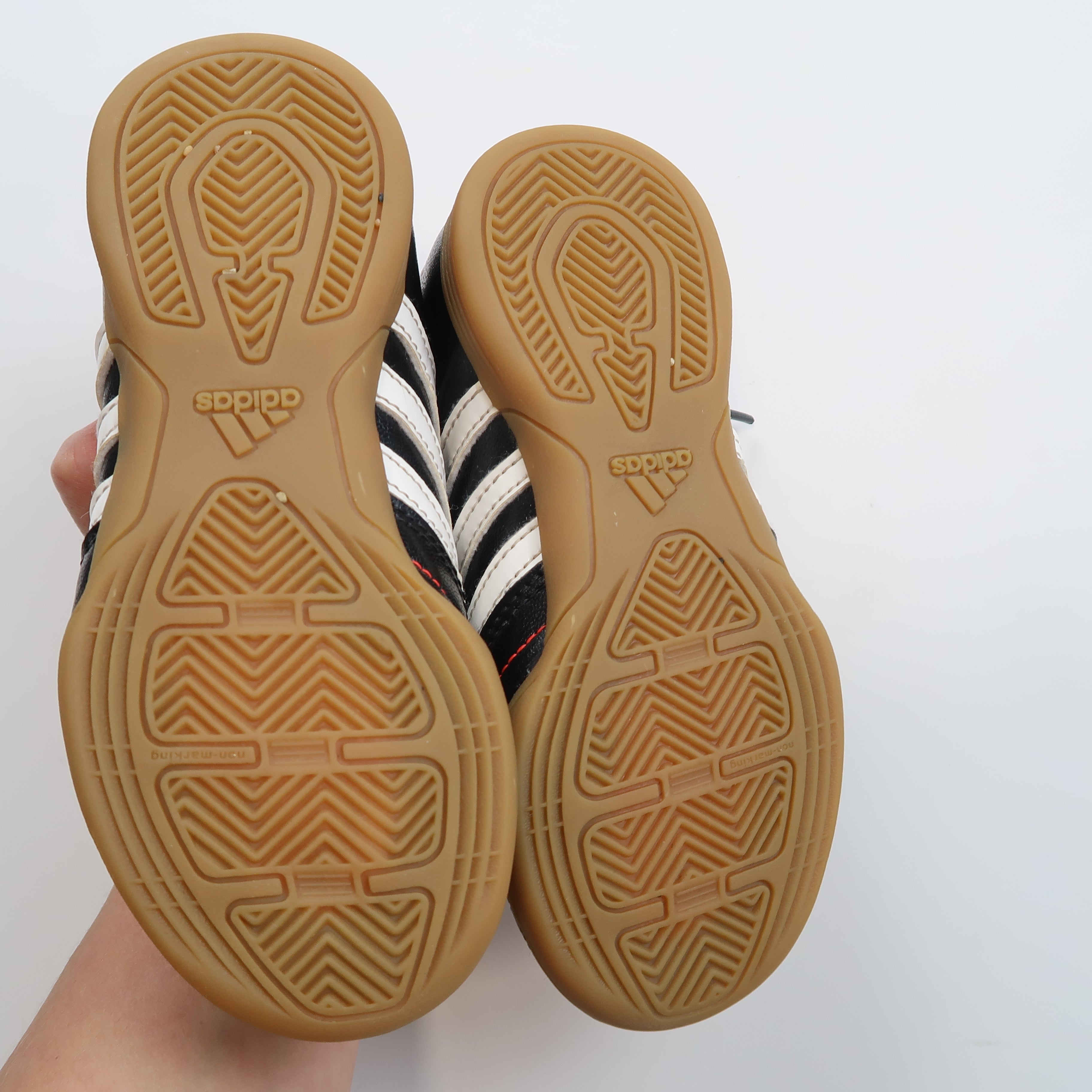 Adidas - Shoes (Shoes - 11)
