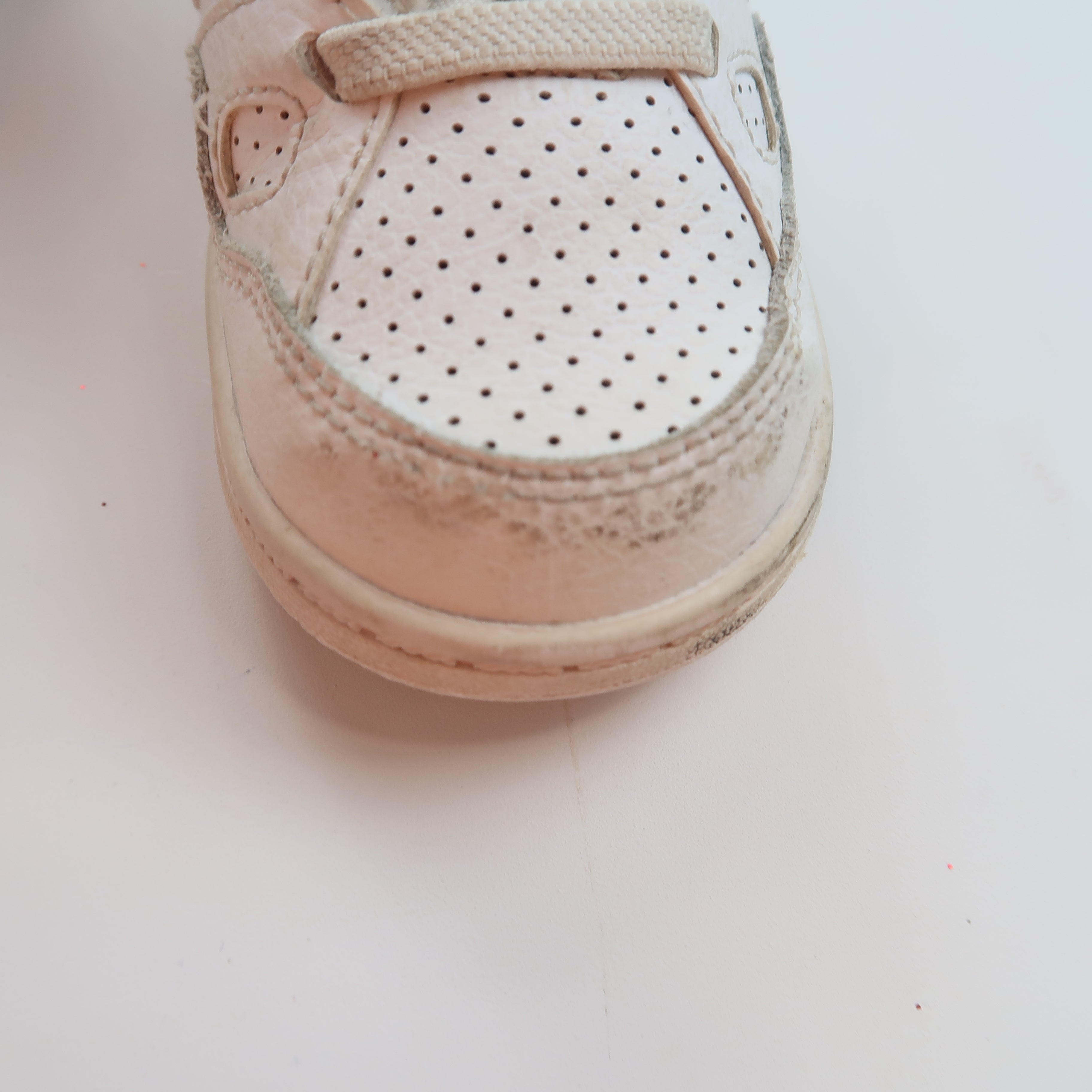 Nike - Shoes (Shoes - 8)