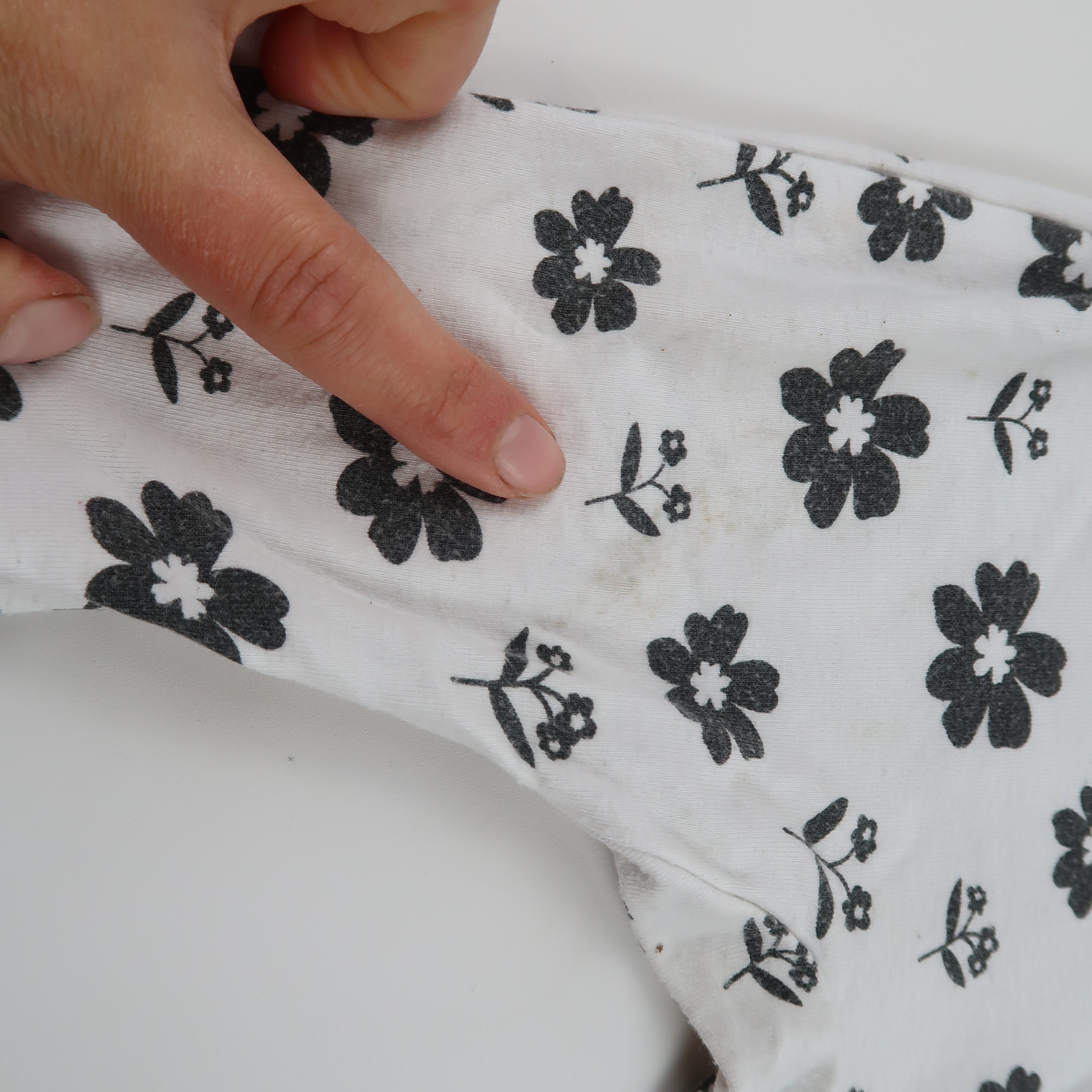 Tiny Button Apparel - Romper (3-6M)