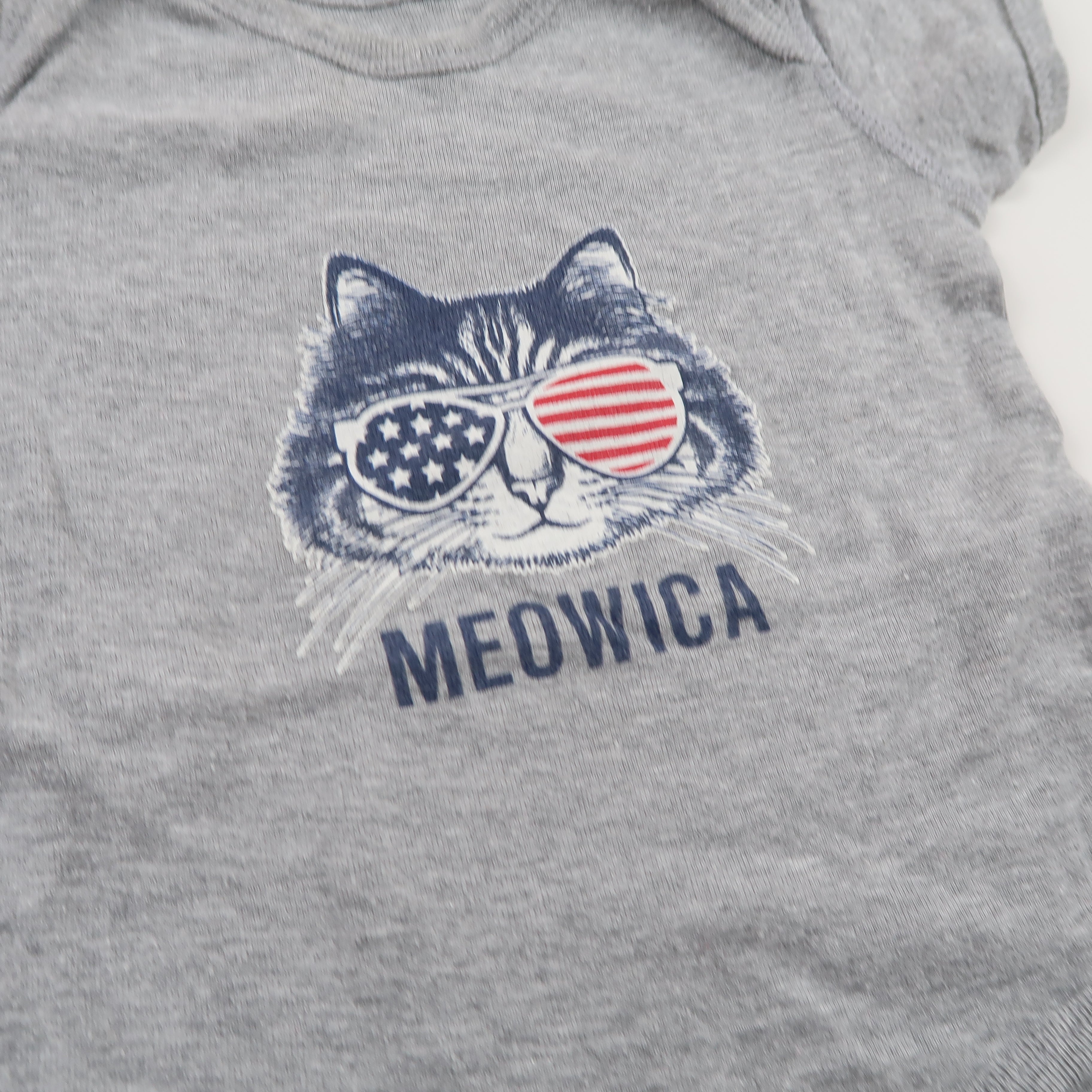 Unknown Brand - Onesie (6-12M)