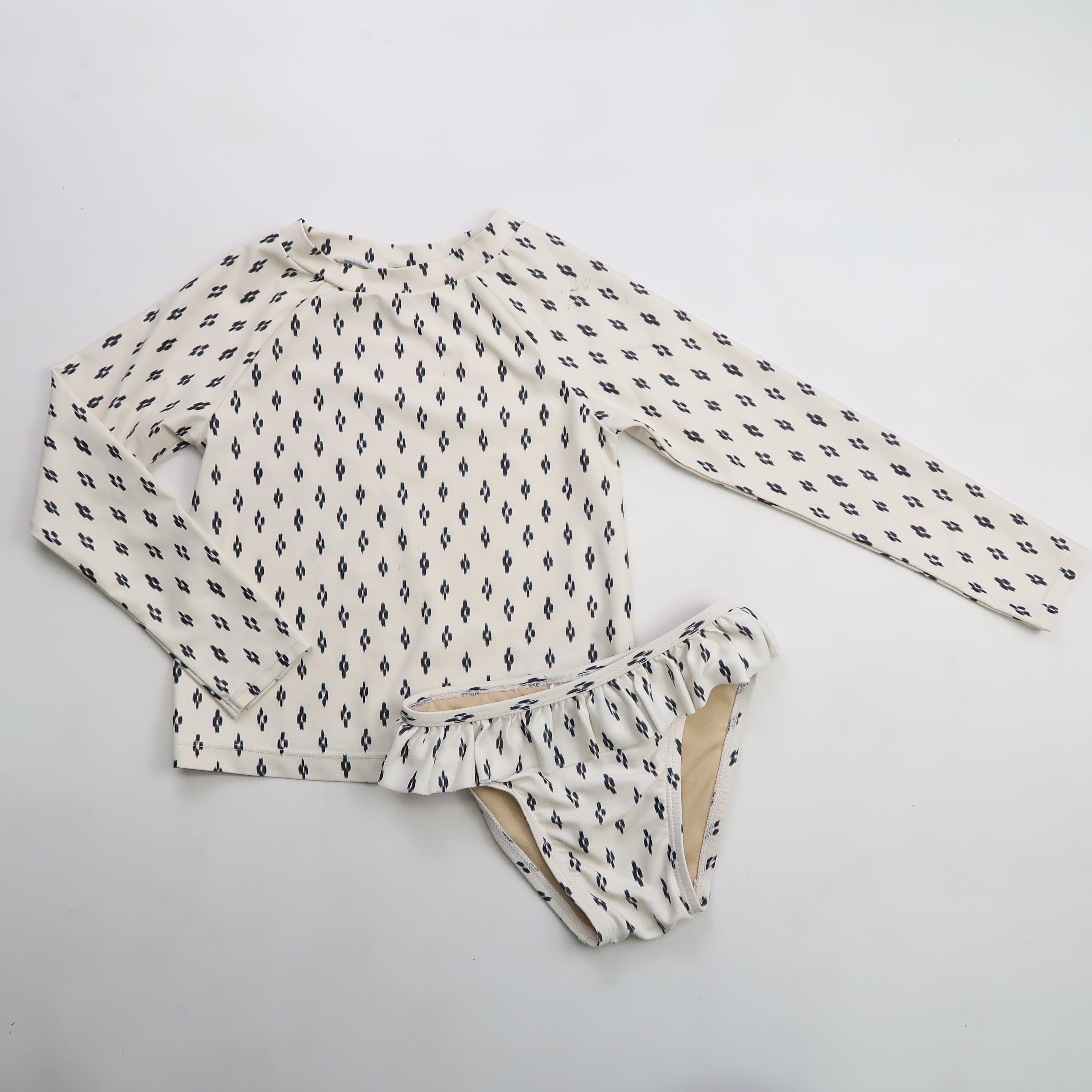 Old Navy - Swimwear (4Y) *gently used