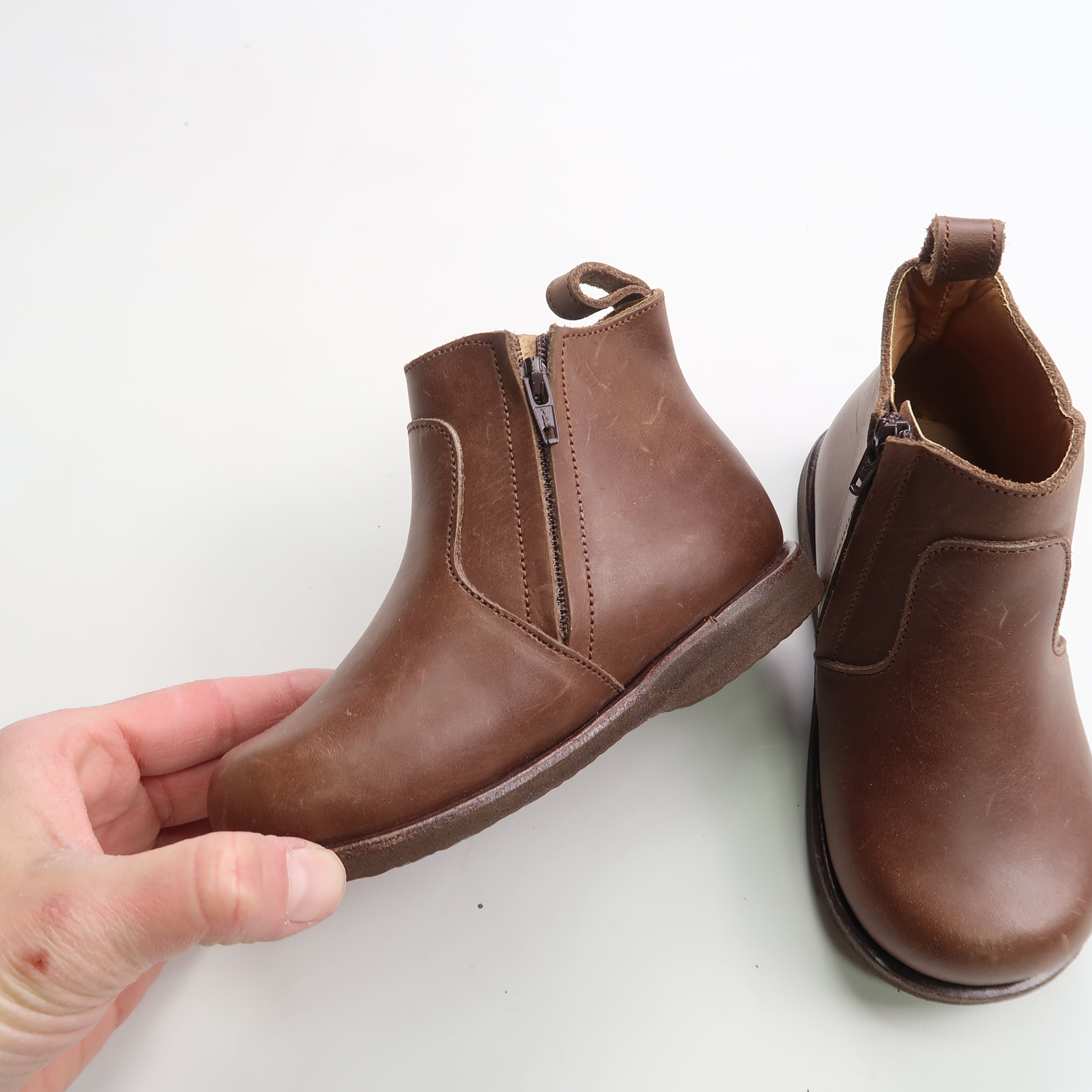 Adelisa & Co - Boots (Shoes - 6/7)