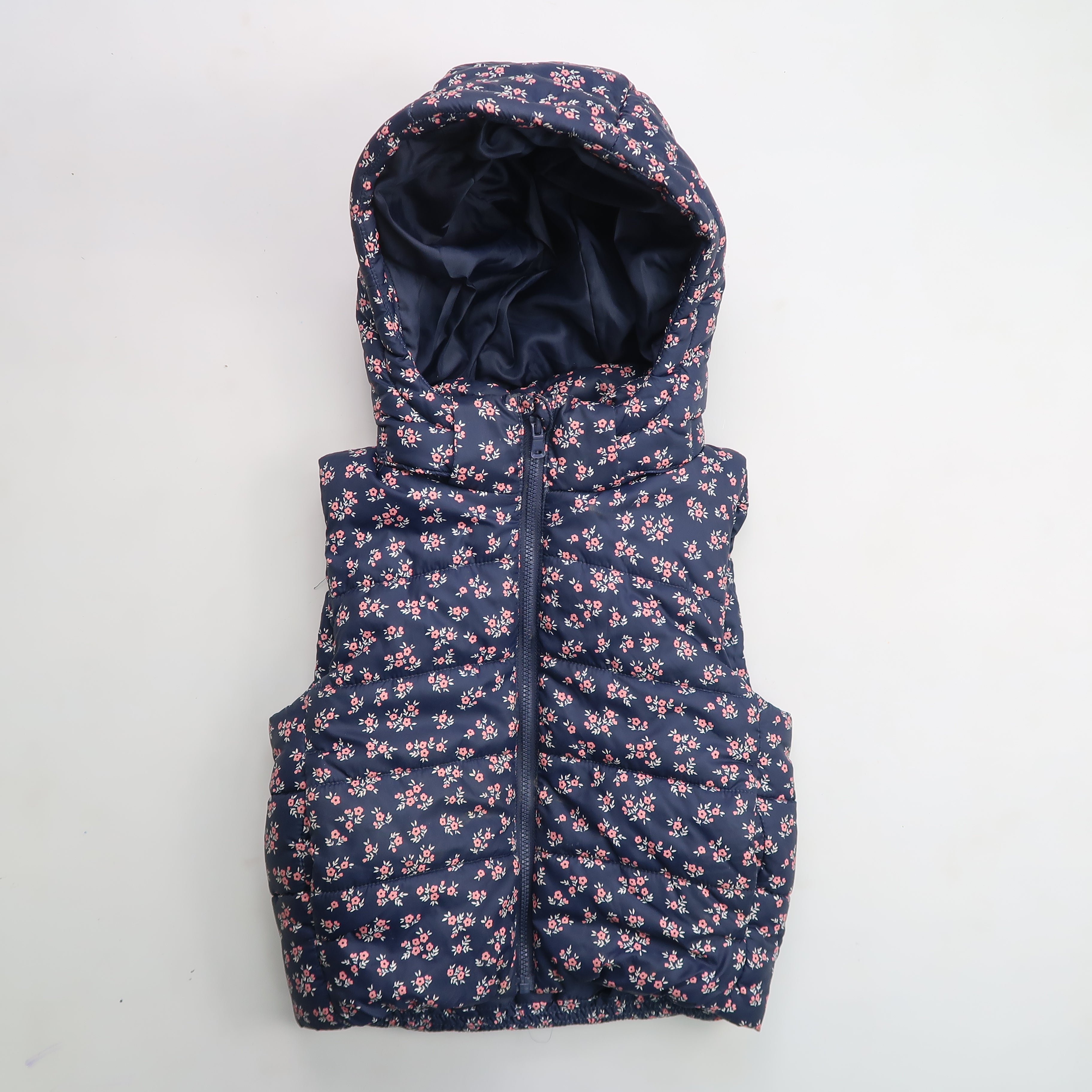 H&M - Vest (1.5-2T)