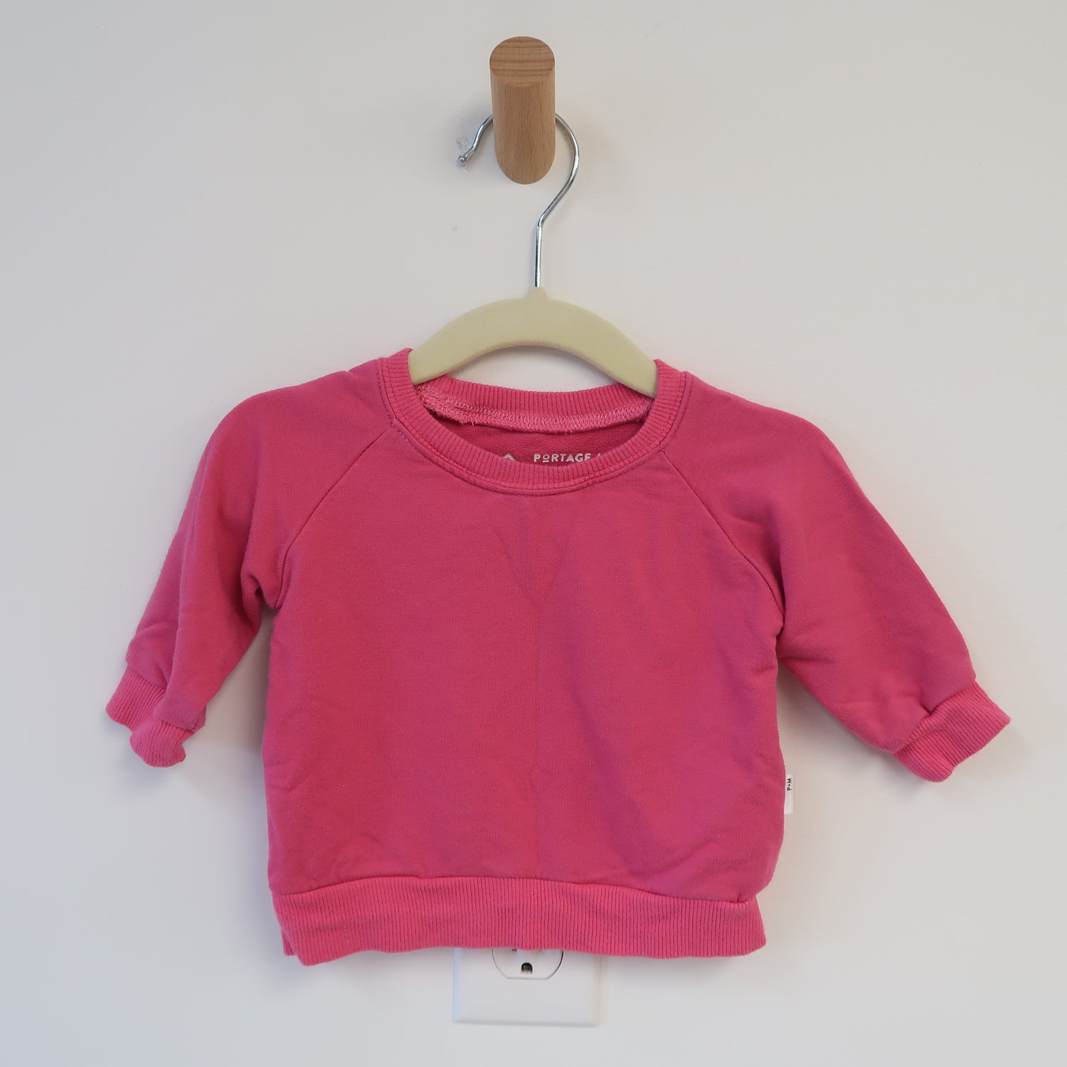 Portage & Main - Sweatshirt (0-6M)