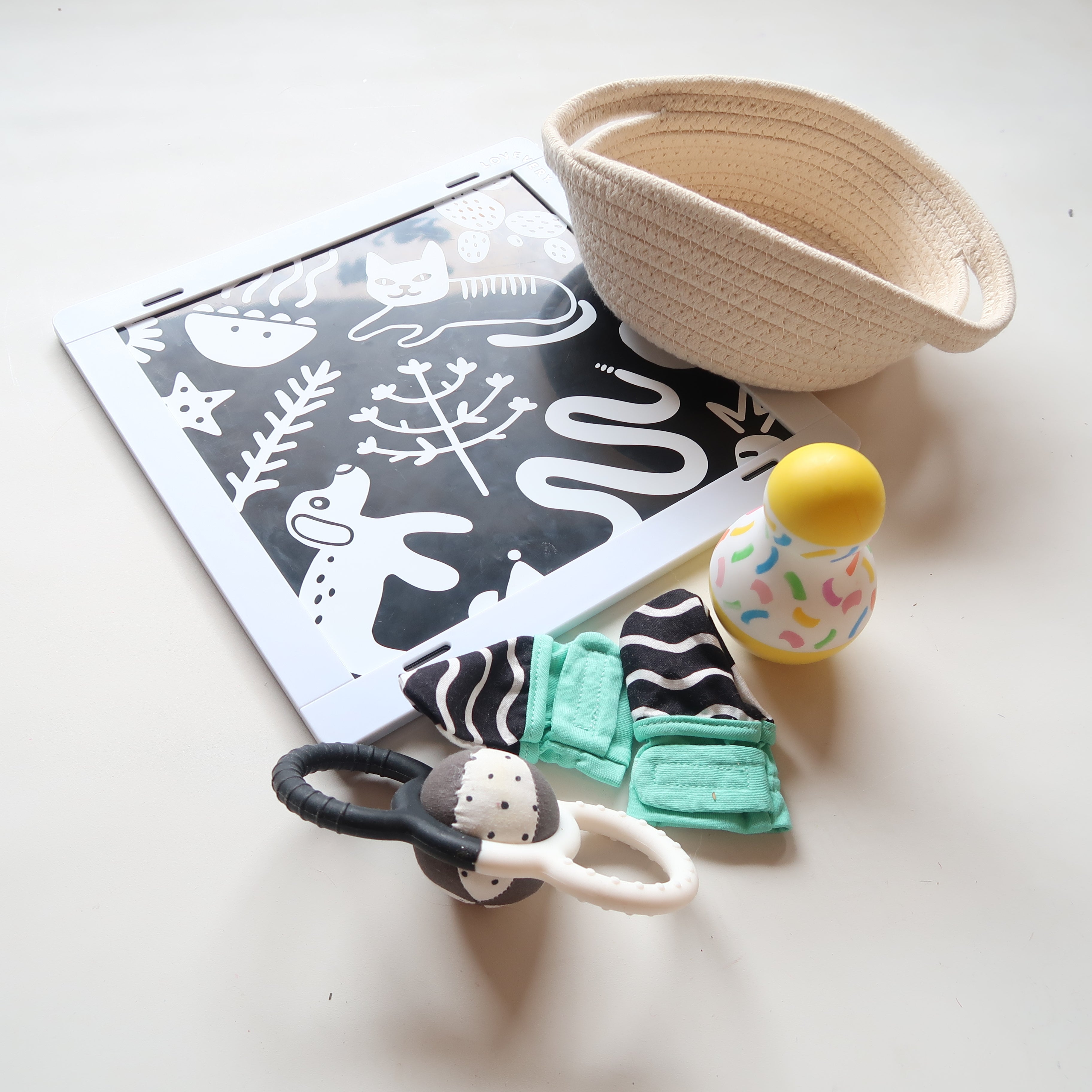 Lovevery - Playkit Pieces (0-6M)