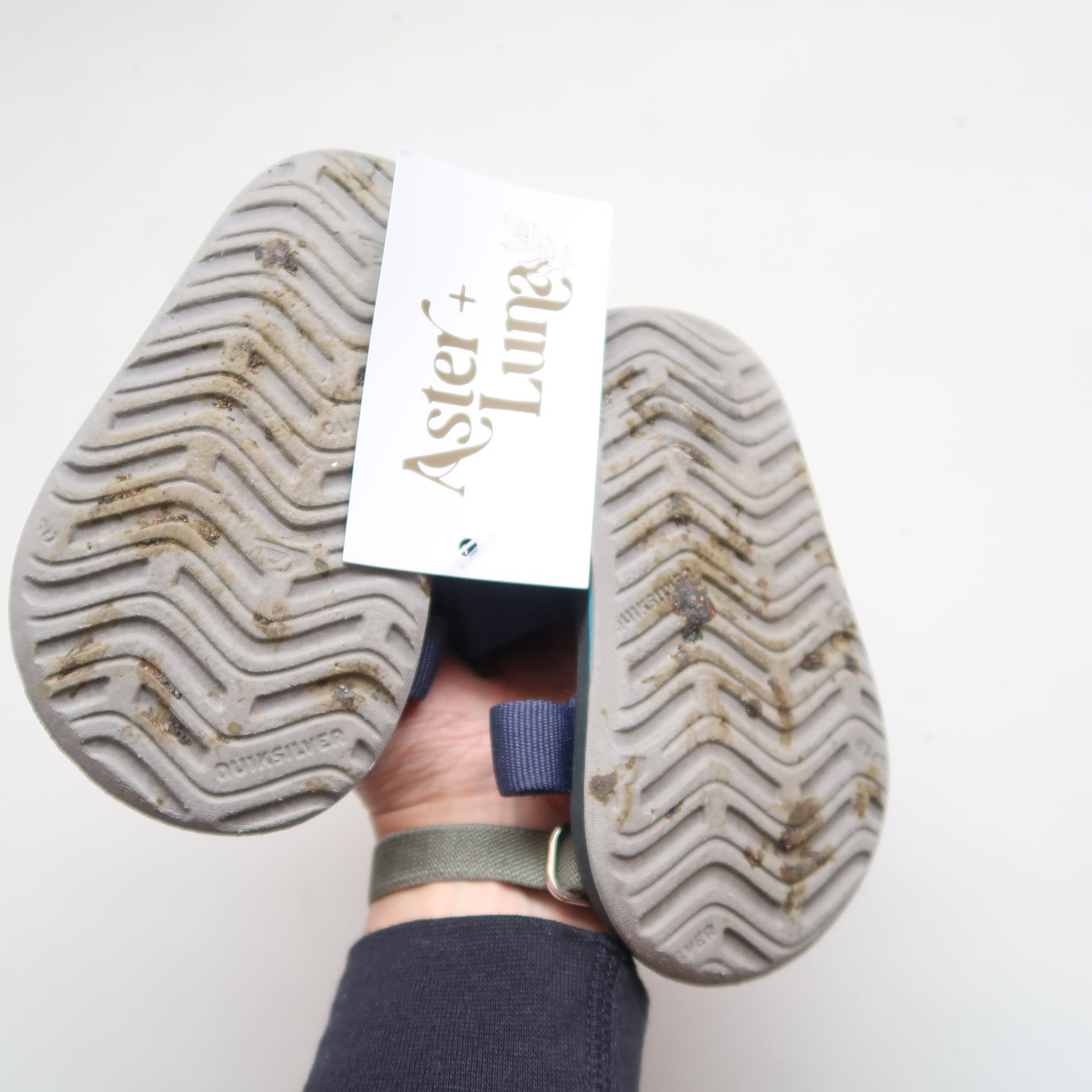 Quiksilver - Sandals (Shoes - 6)