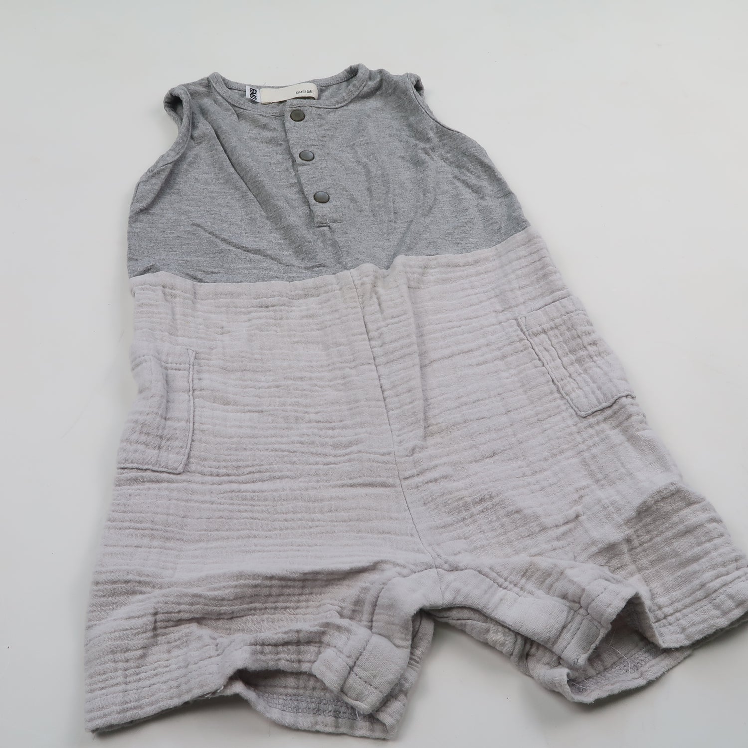 Greige - Romper (6M) *fits large