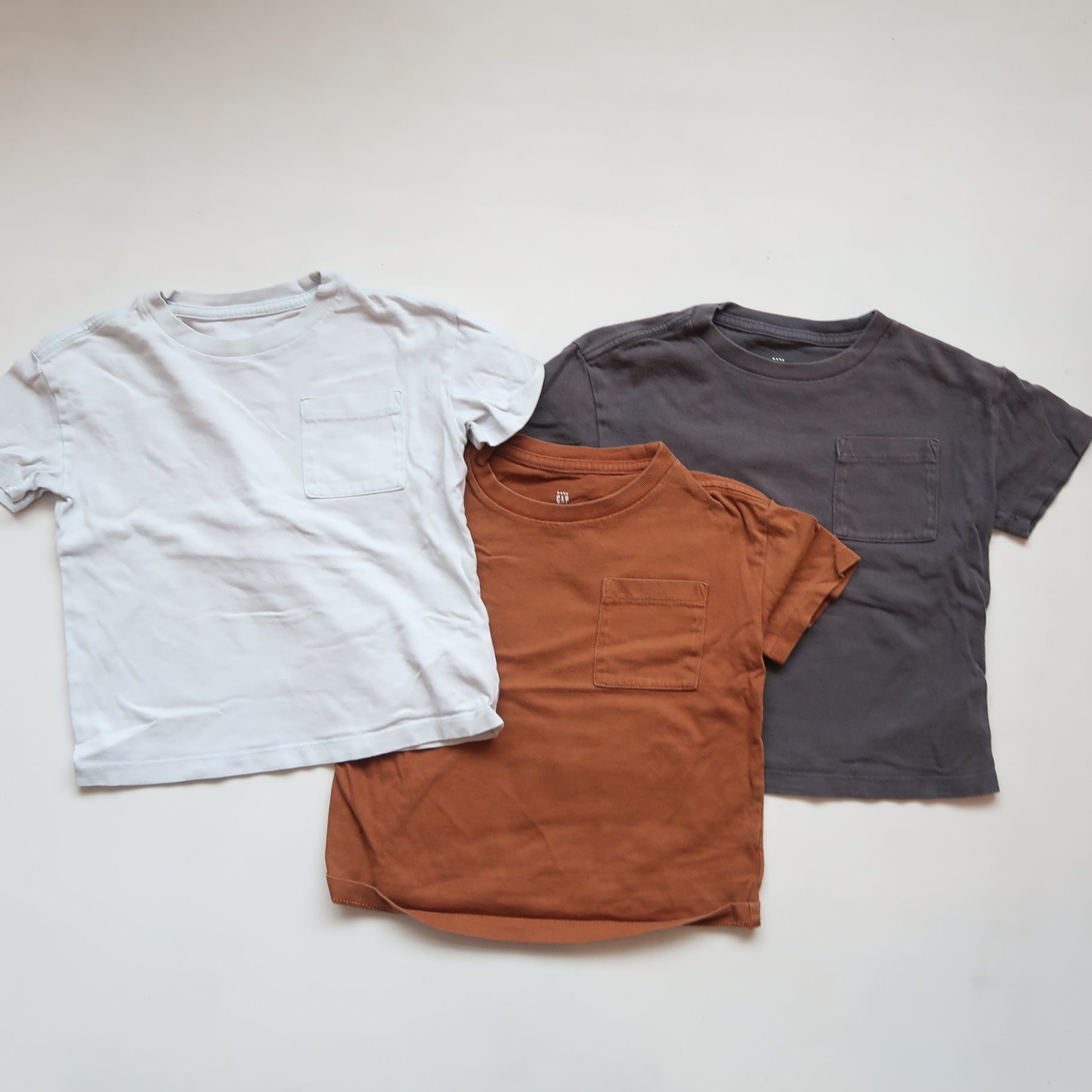 Gap - T-Shirt (3T) *gently used