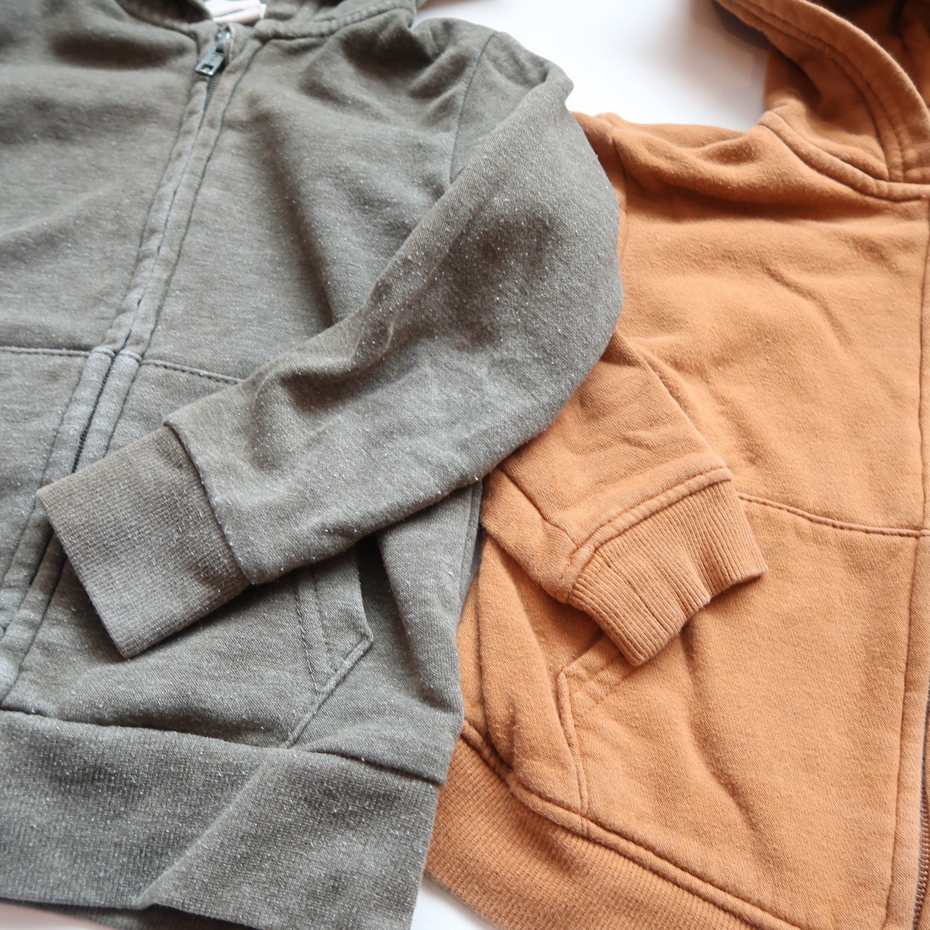 H&M - Hoodie (2-4Y) *playwear