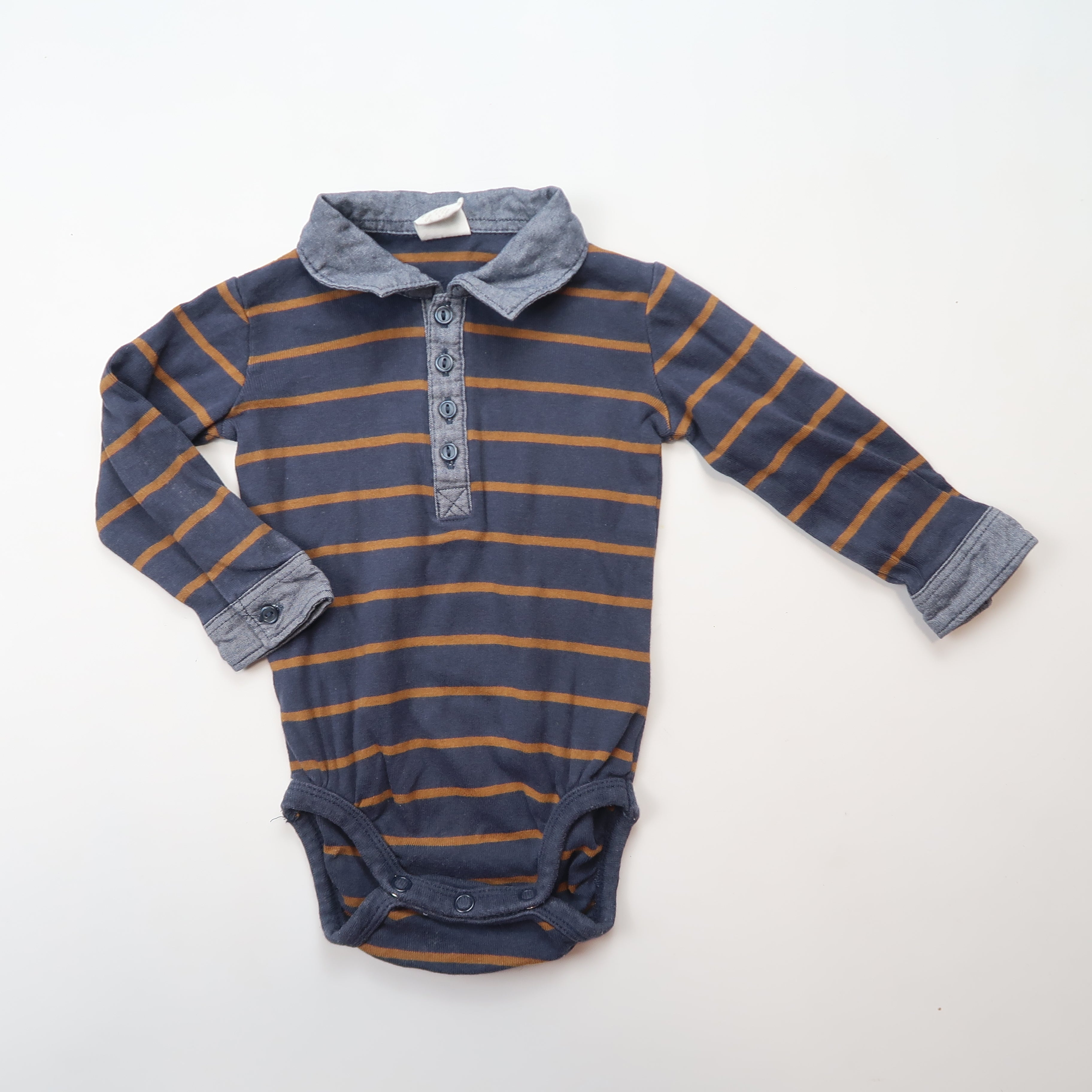 H&M - Onesie (4-6M)