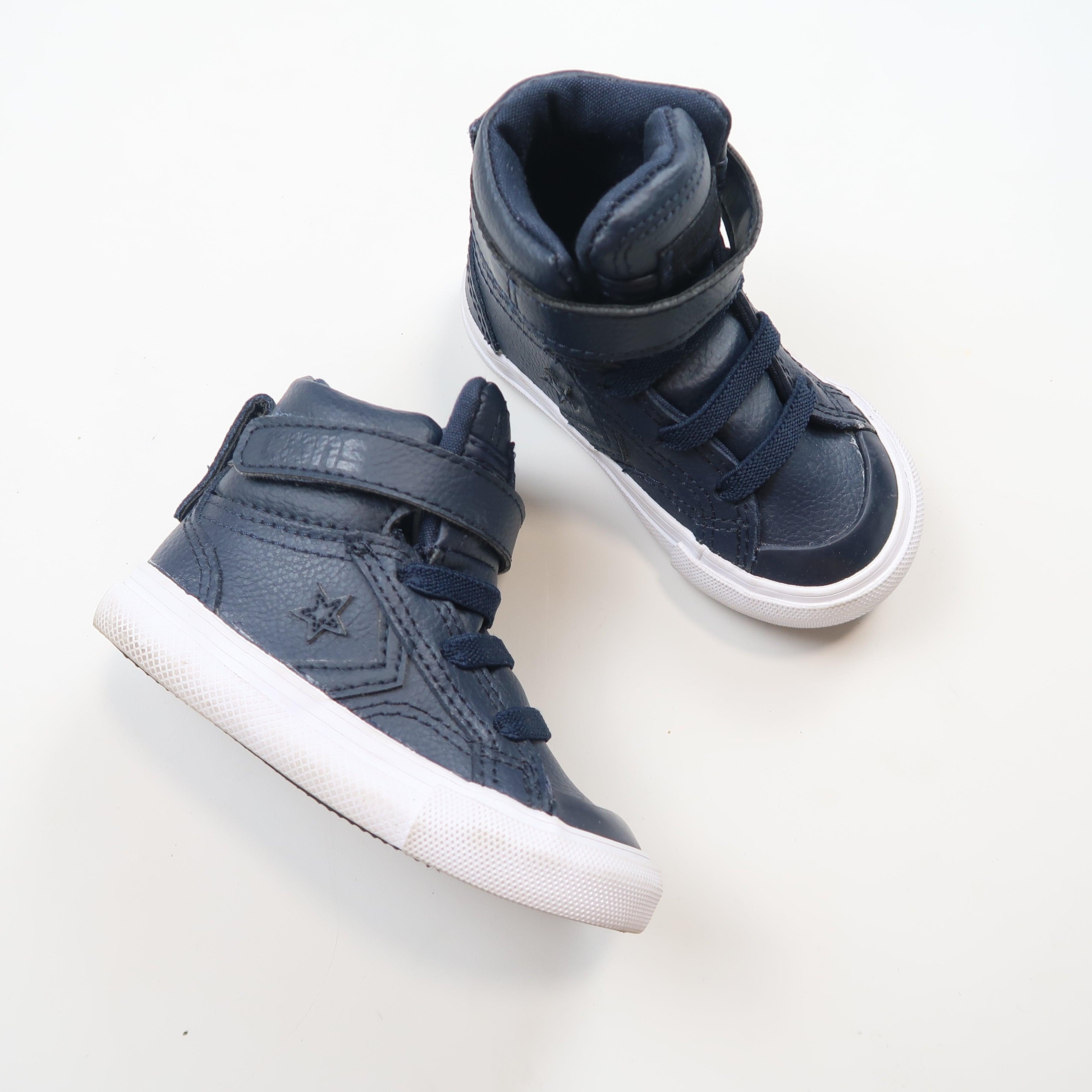 Converse - Shoes (Shoes - 5)