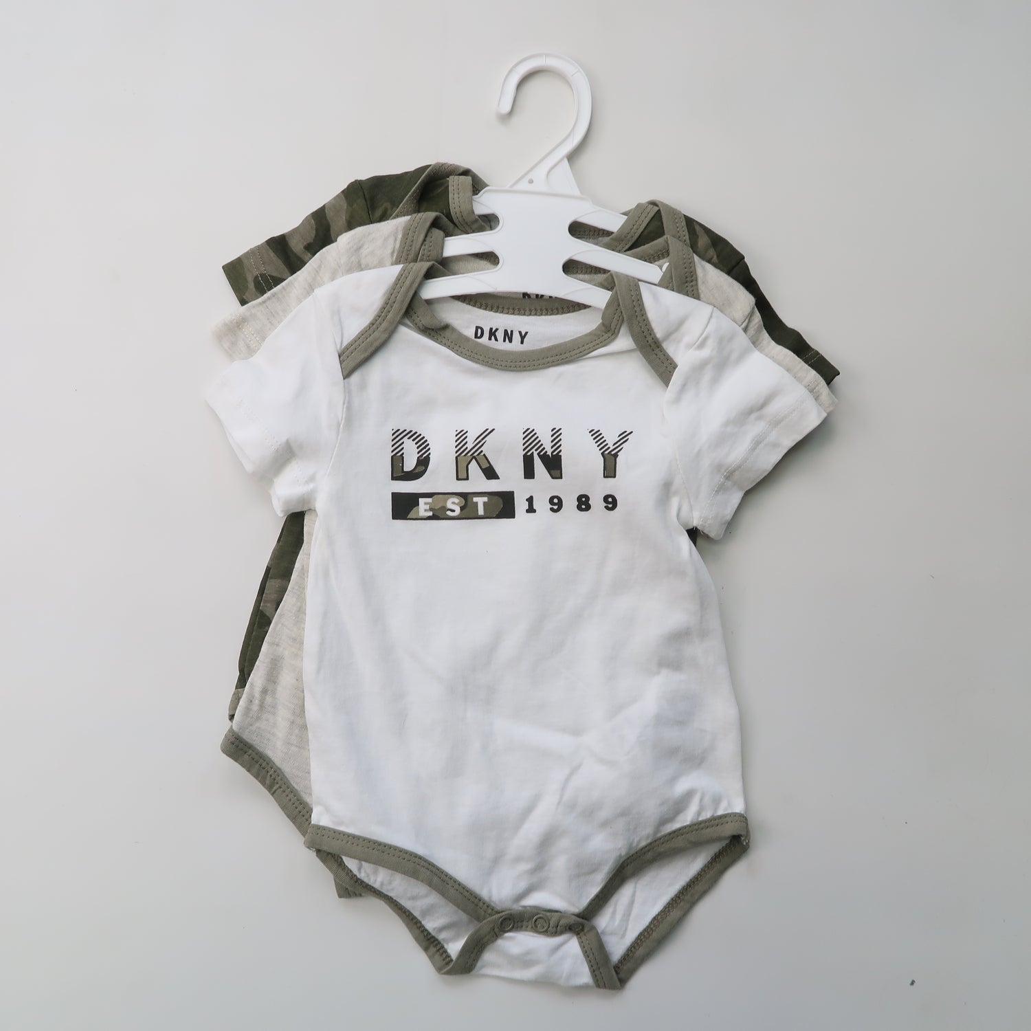 DKNY - Onesie (6-9M)