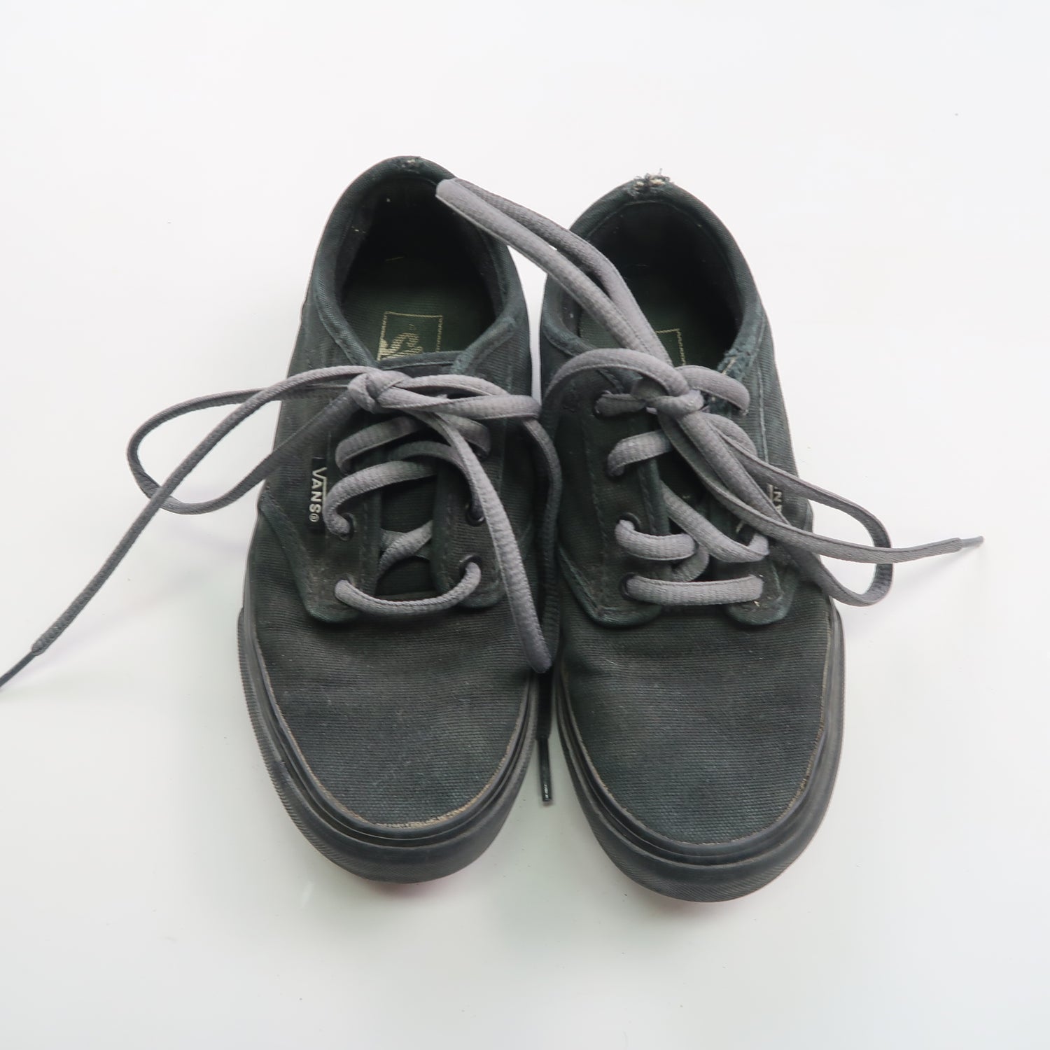 Vans - Shoes (Shoes - 1) *gently used