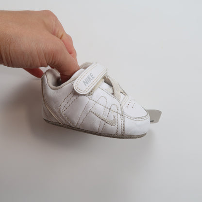 Nike - Shoes (Shoes - 2)
