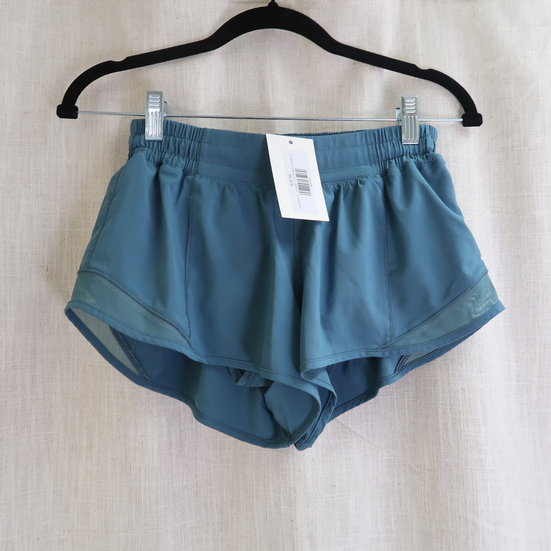 Lululemon - Hotty Hot Short II (Women&