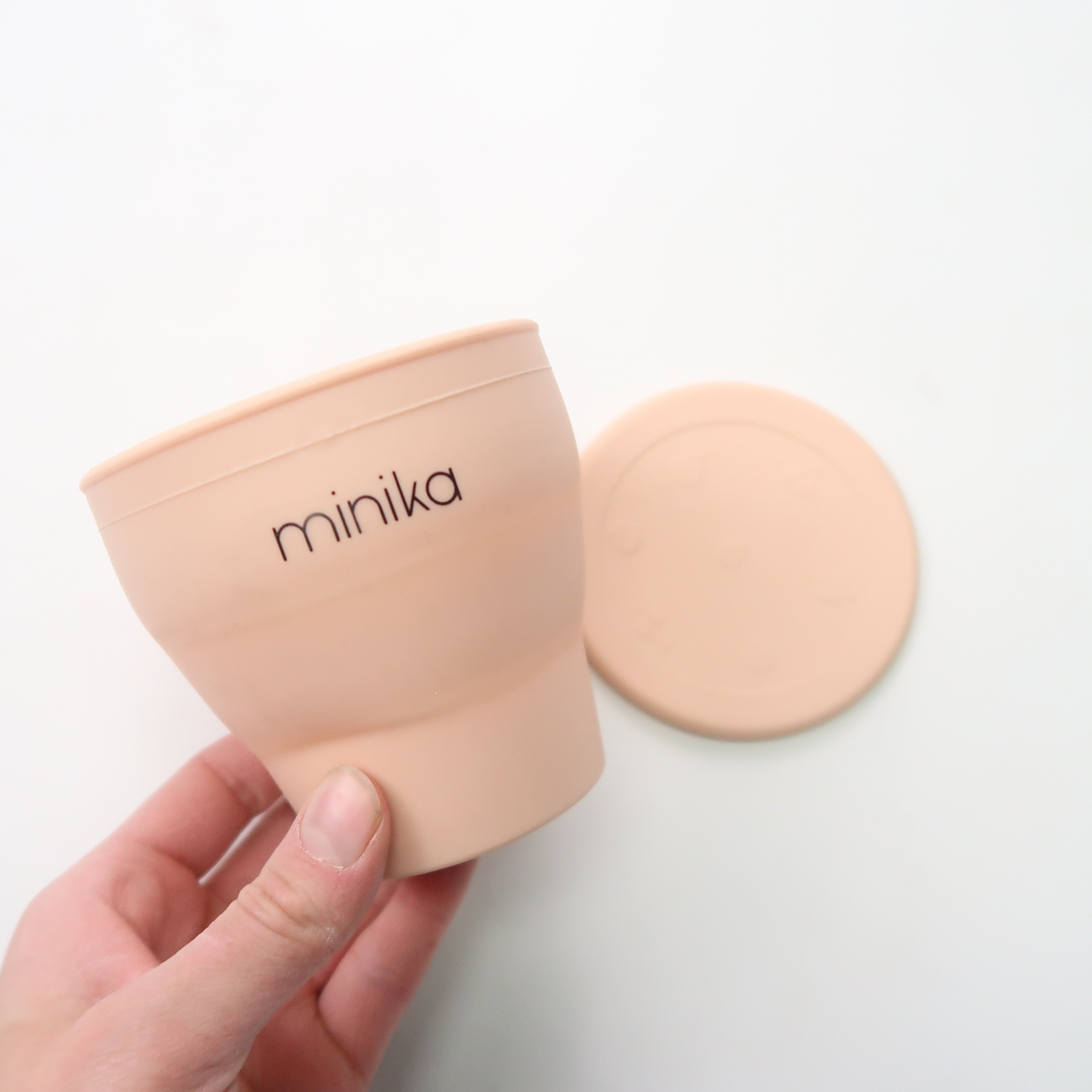 Minika - Collapsible Snack Container