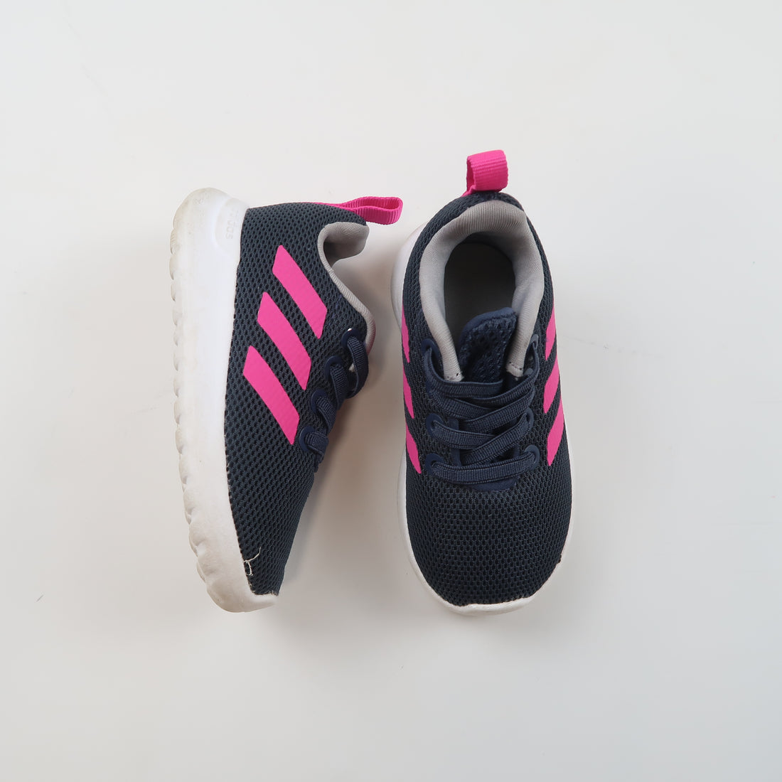 Adidas - Shoes (Shoes - 5)