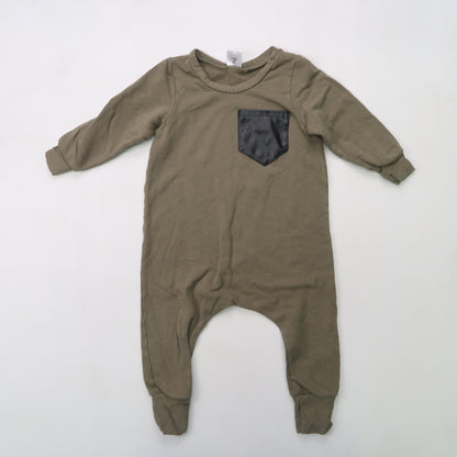 Posh &amp; Cozy - Romper (12-18M) *wash wear