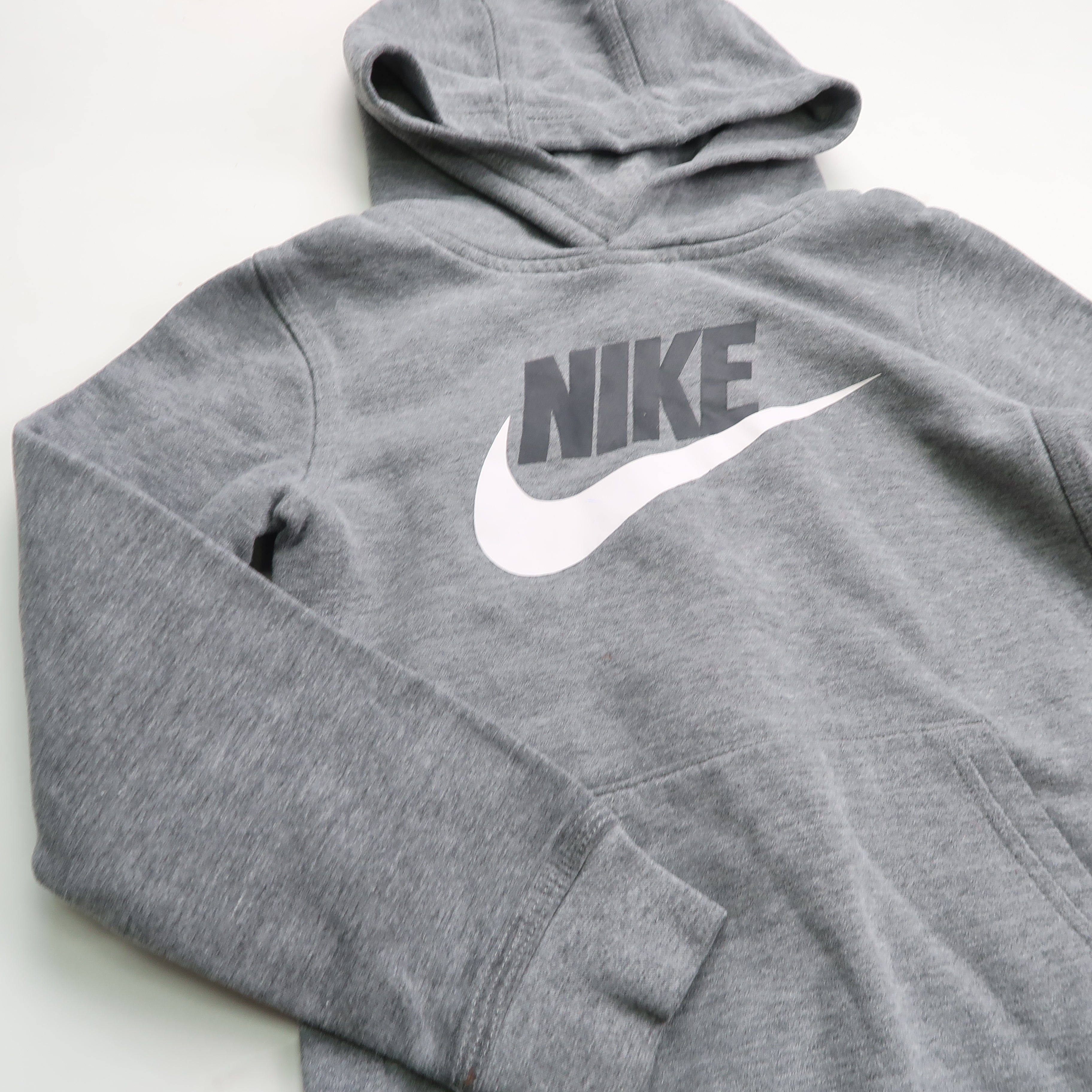 Nike - Hoodie (6/7Y)