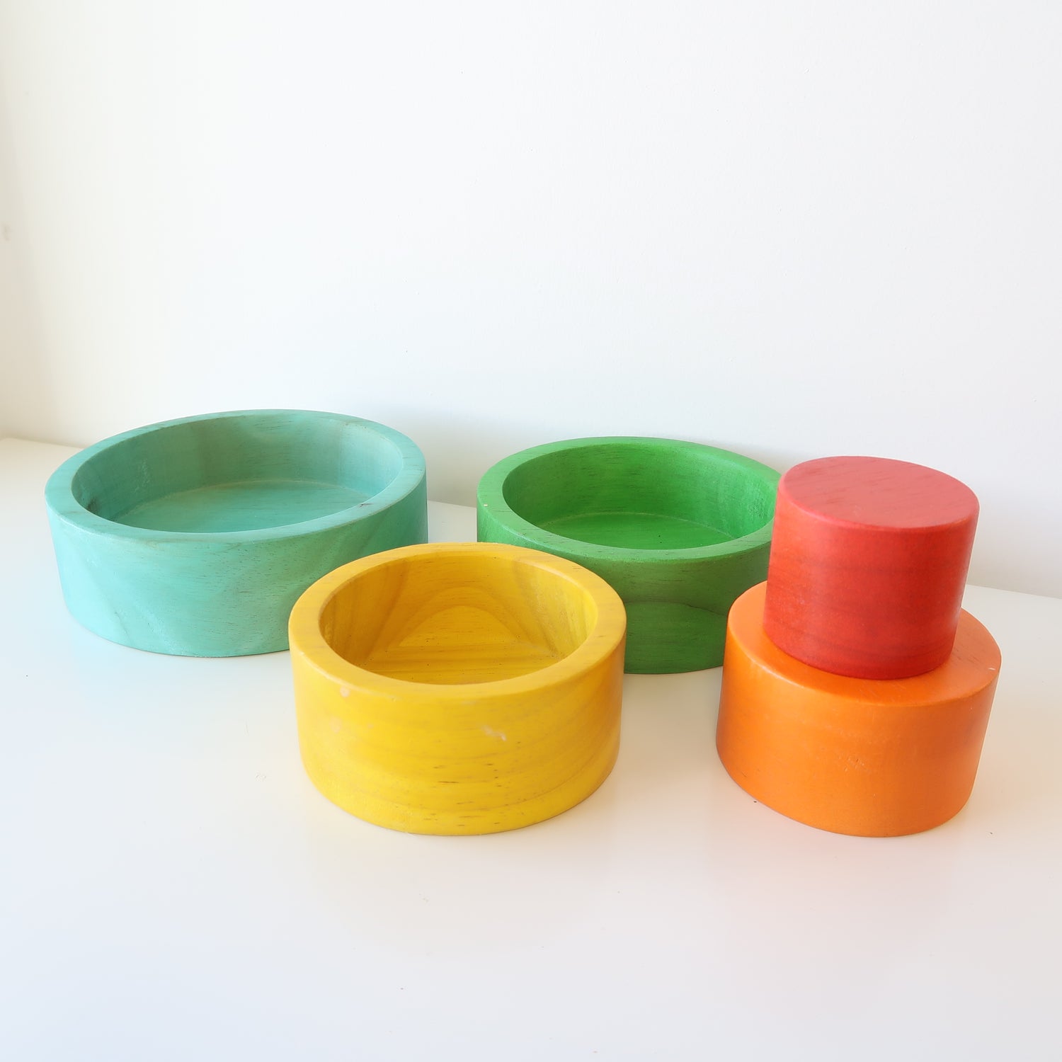 QToys - Color Wooden Bowls