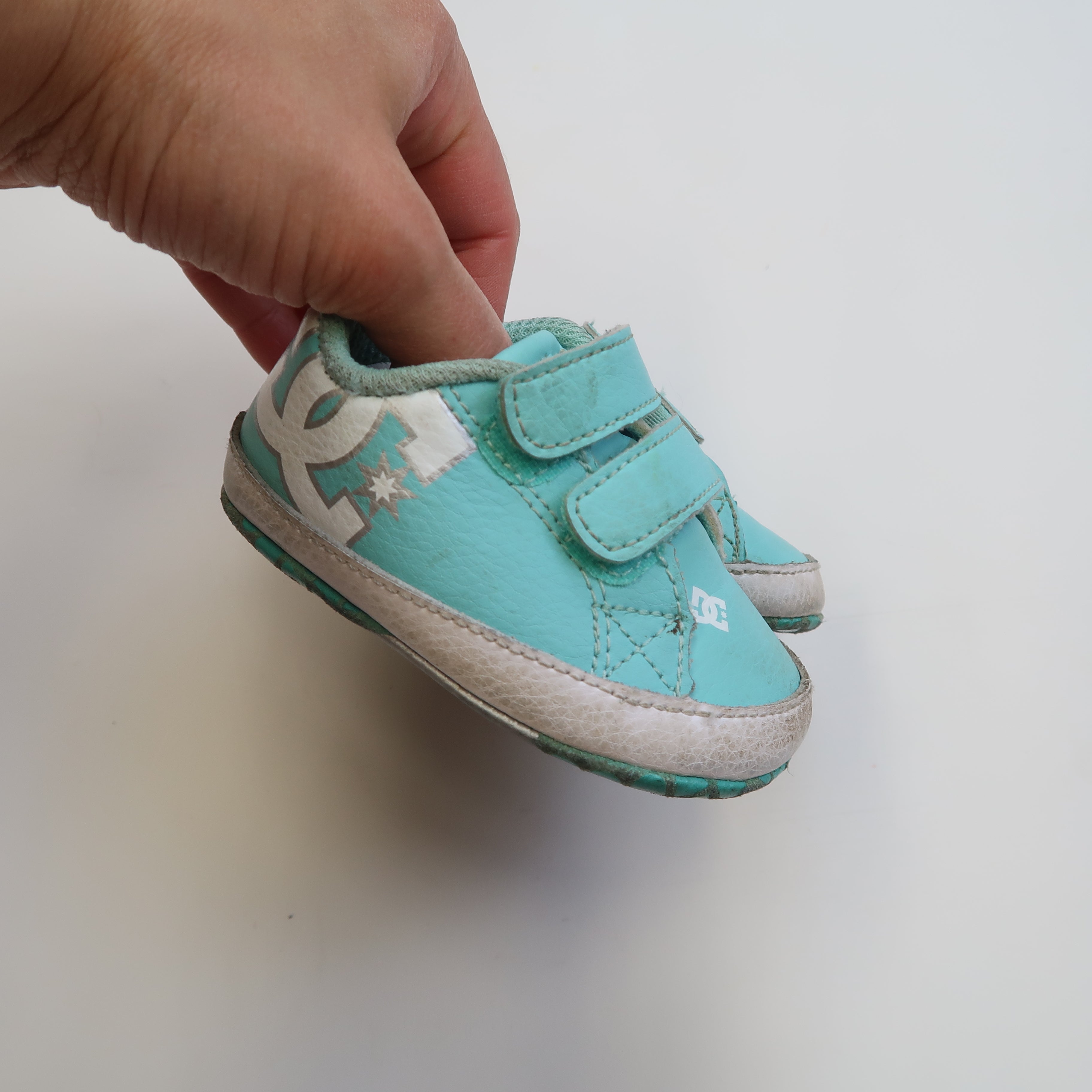 Newborn store dc shoes