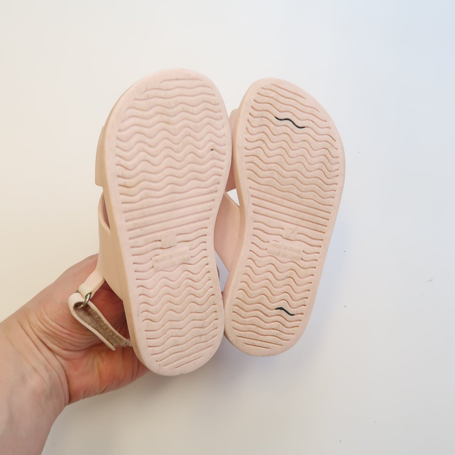 Old Navy - Sandals (Shoes - 7)