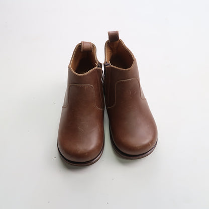 Adelisa &amp; Co - Boots (Shoes - 6/7)
