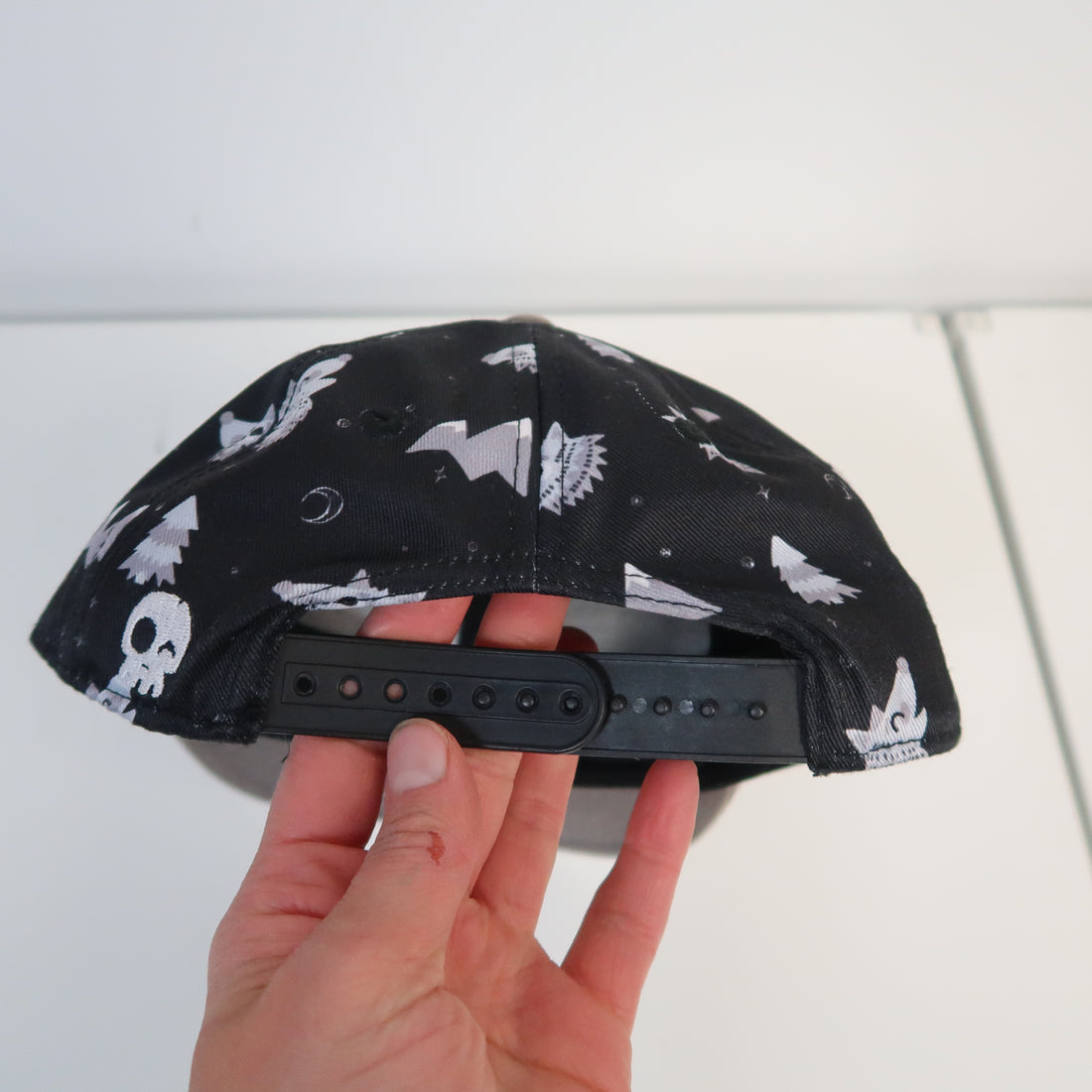 Headster - Hat (48cm)