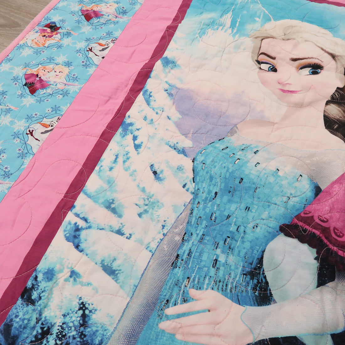 Handmade - Frozen Quilt (45.5&quot; x 53&quot;)