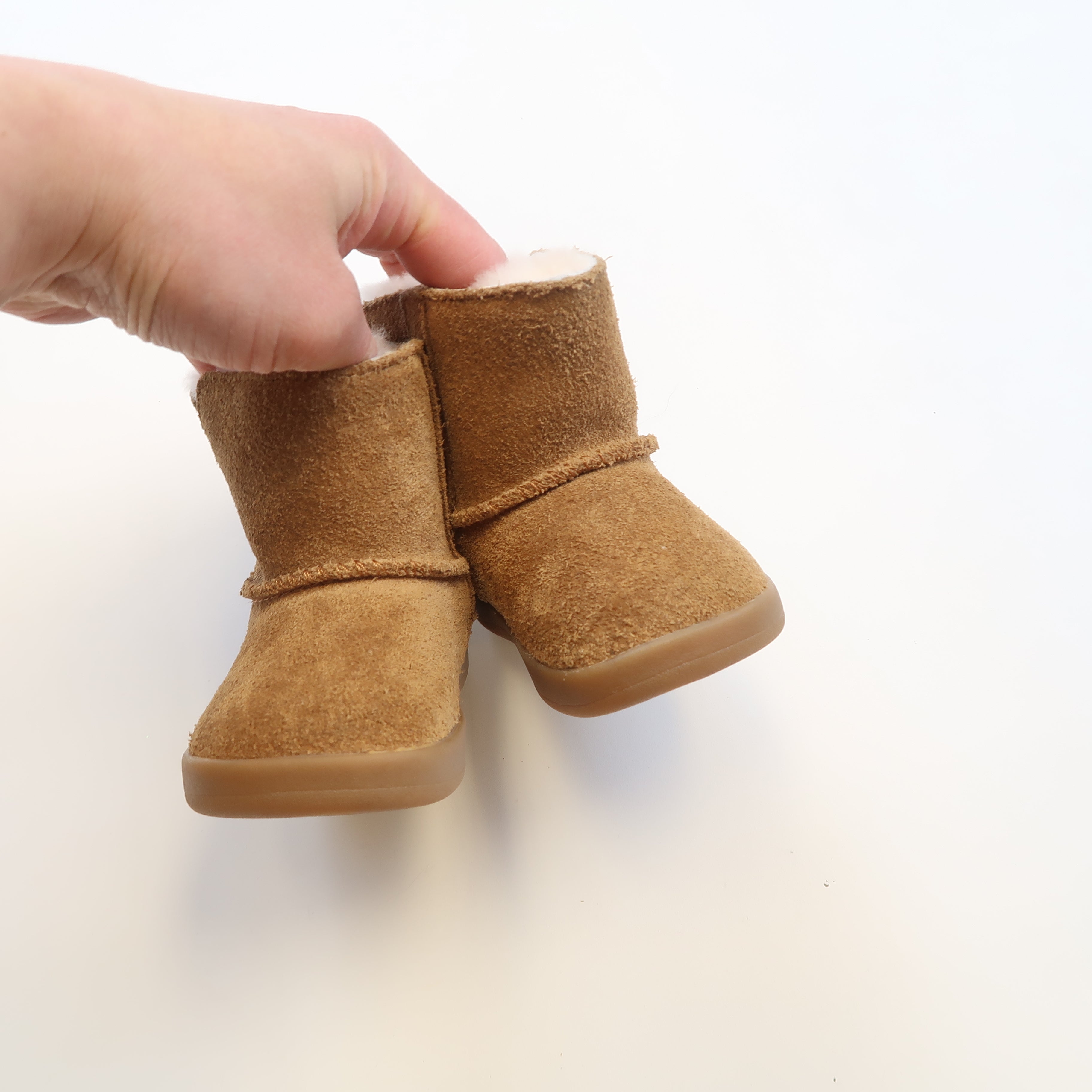 Uggs - Boots (Shoes - 2/3)