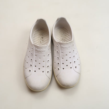 People - Shoes (Shoes - 10)