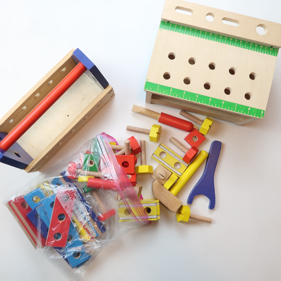Melissa &amp; Doug - Wooden Tool Set (Toy)