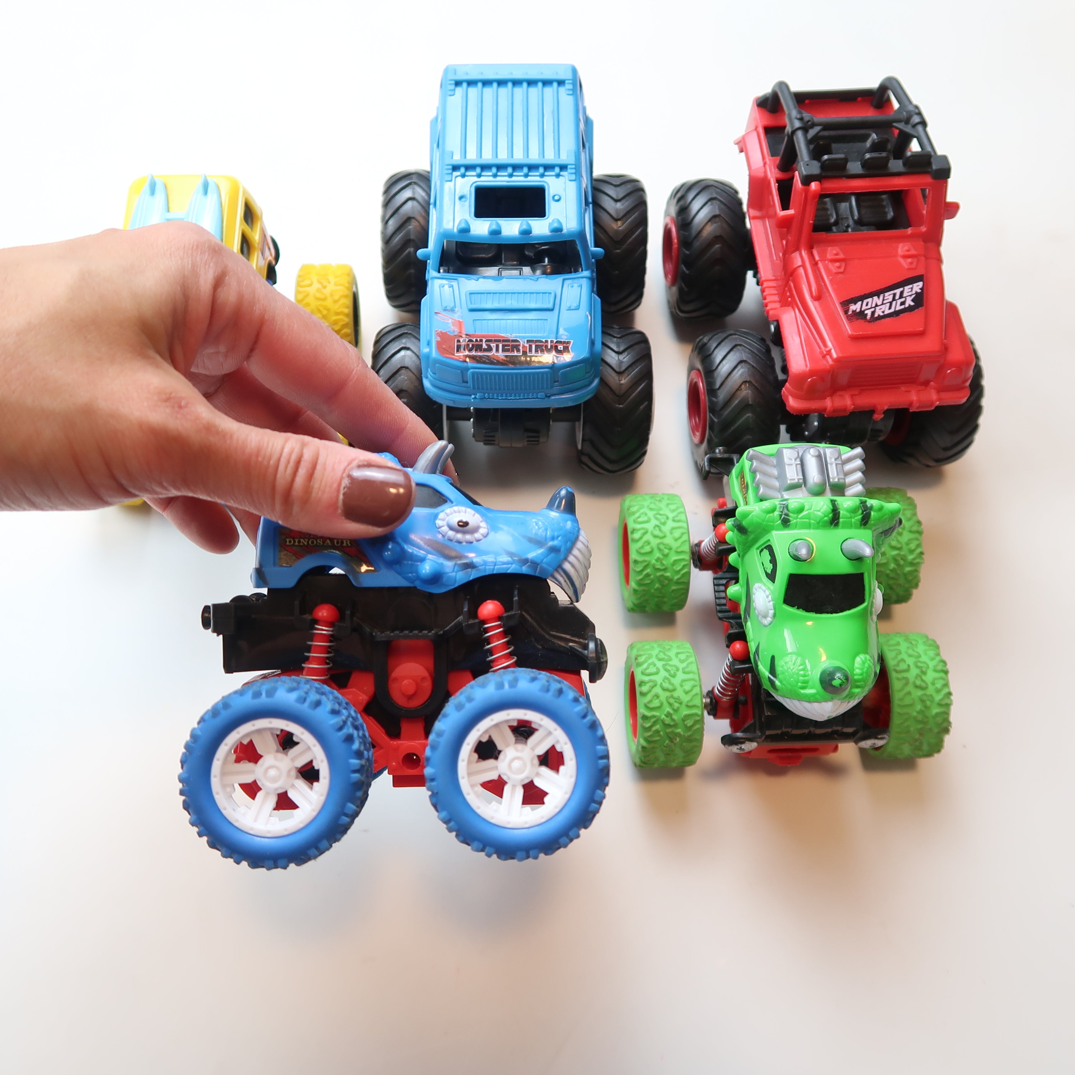 Monster Trucks - Pull Back Set (Toy)