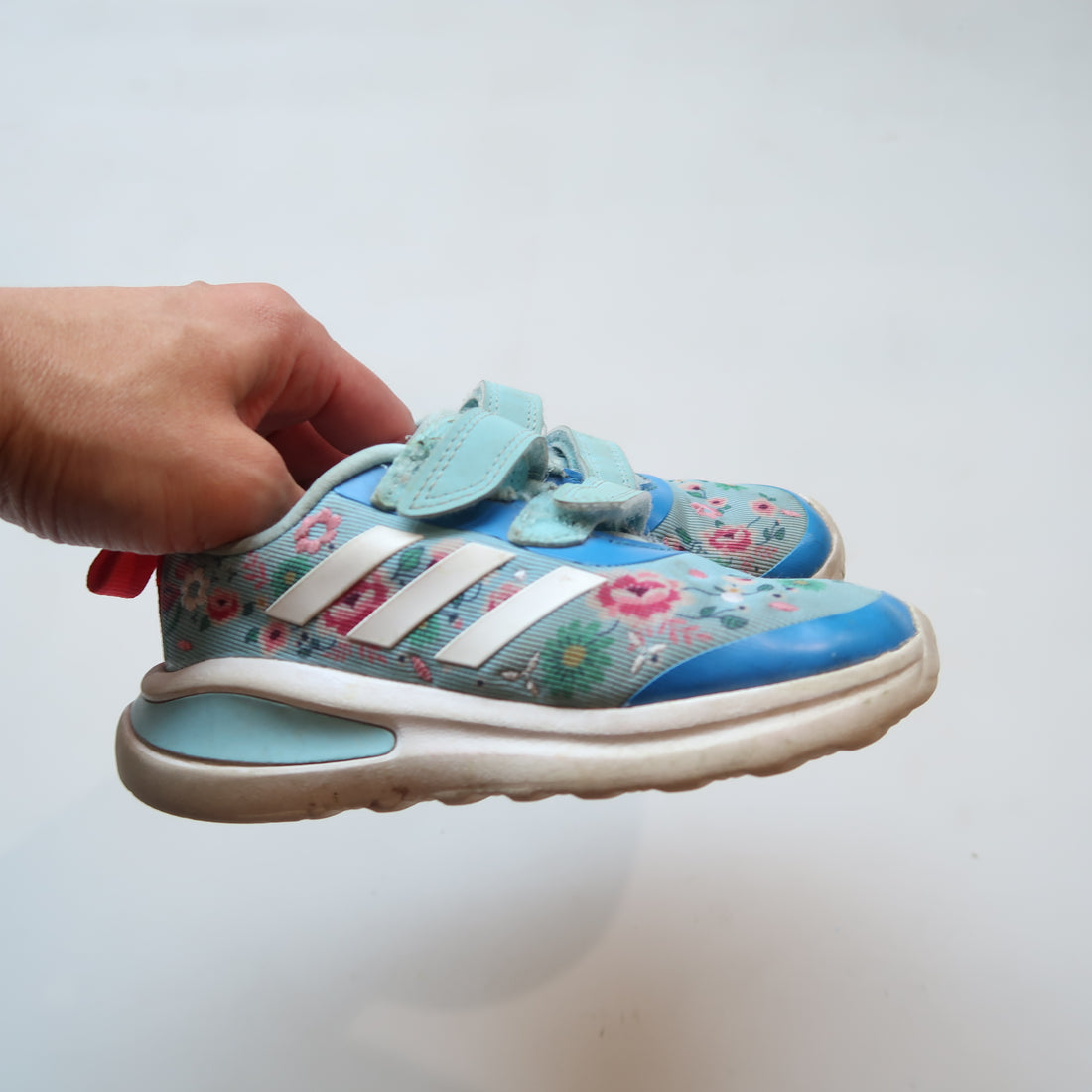 Adidas - Shoes (Shoes - 8) *gently used