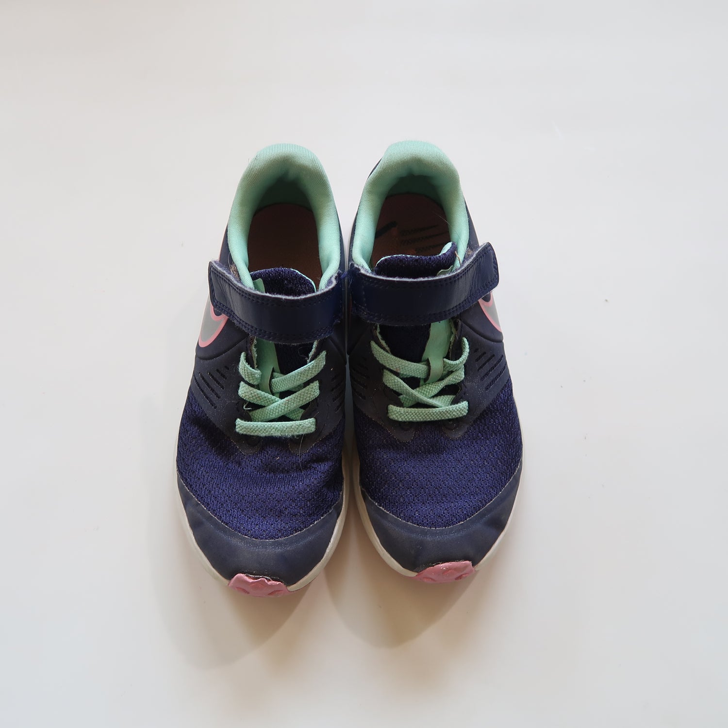 Nike - Shoes (Shoes - 12)
