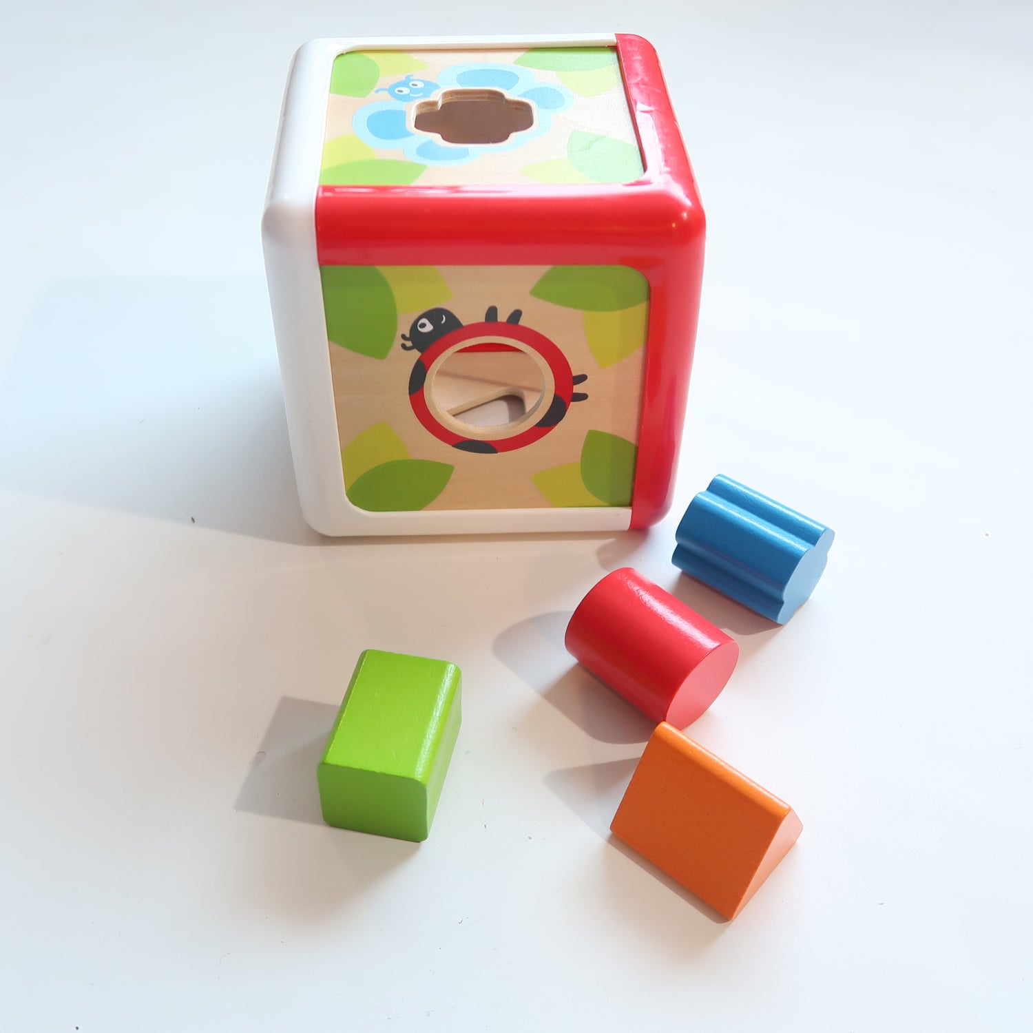 Hape - Shape Sorting Cube