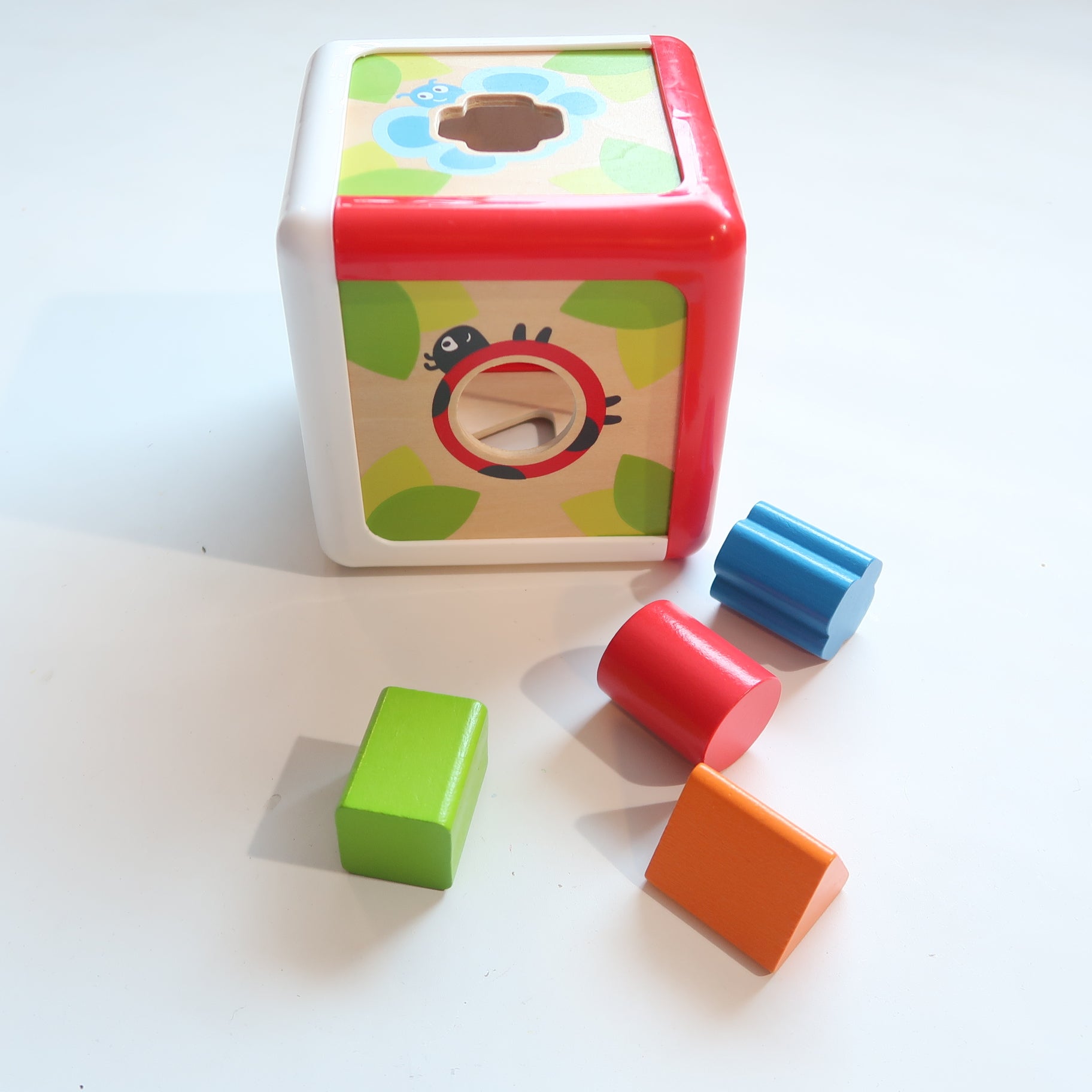 Hape - Shape Sorting Cube