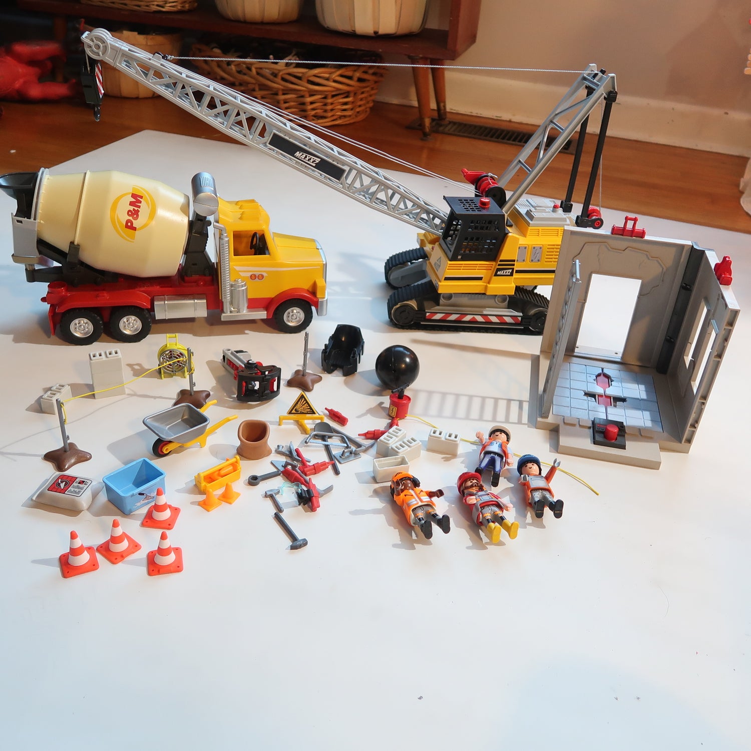 Playmobil Construction Set *will not ship