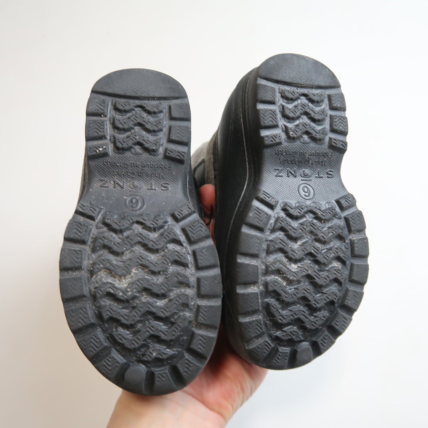 Stonz - Boots (Shoes - 6)