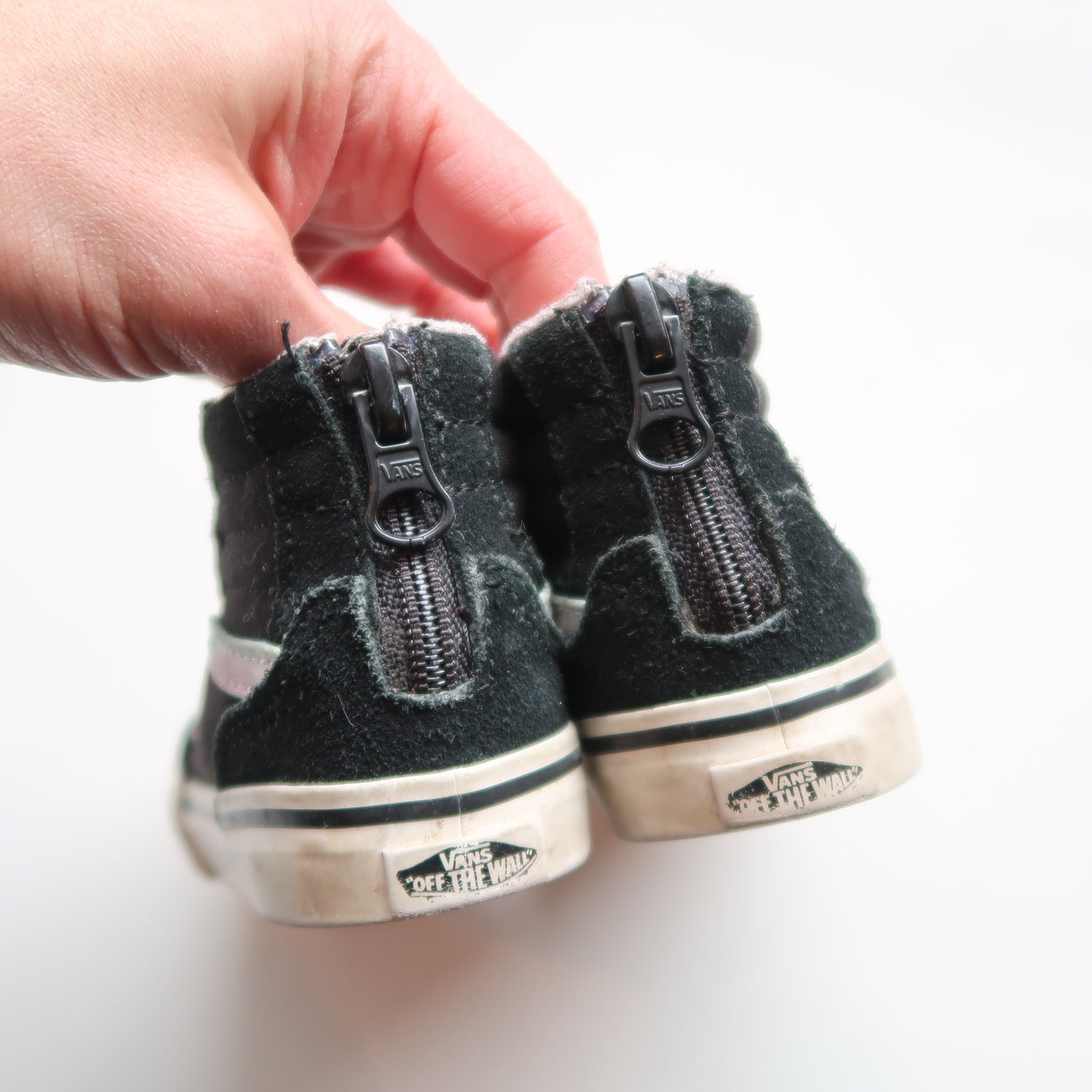 Vans - Shoes (Shoes - 7) *gently used