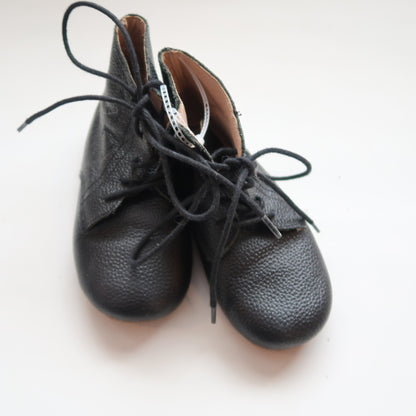 West Coast Mocs - Boots (Shoes - 11)