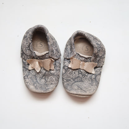 Minimoc - Shoes (Shoes - 5) *gently used