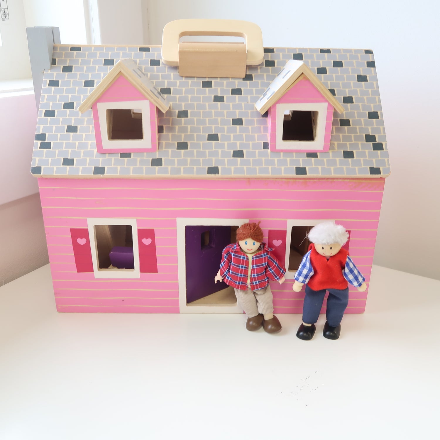 Melissa &amp; Doug - Folding Wooden Dollhouse with Accessories *no shipping