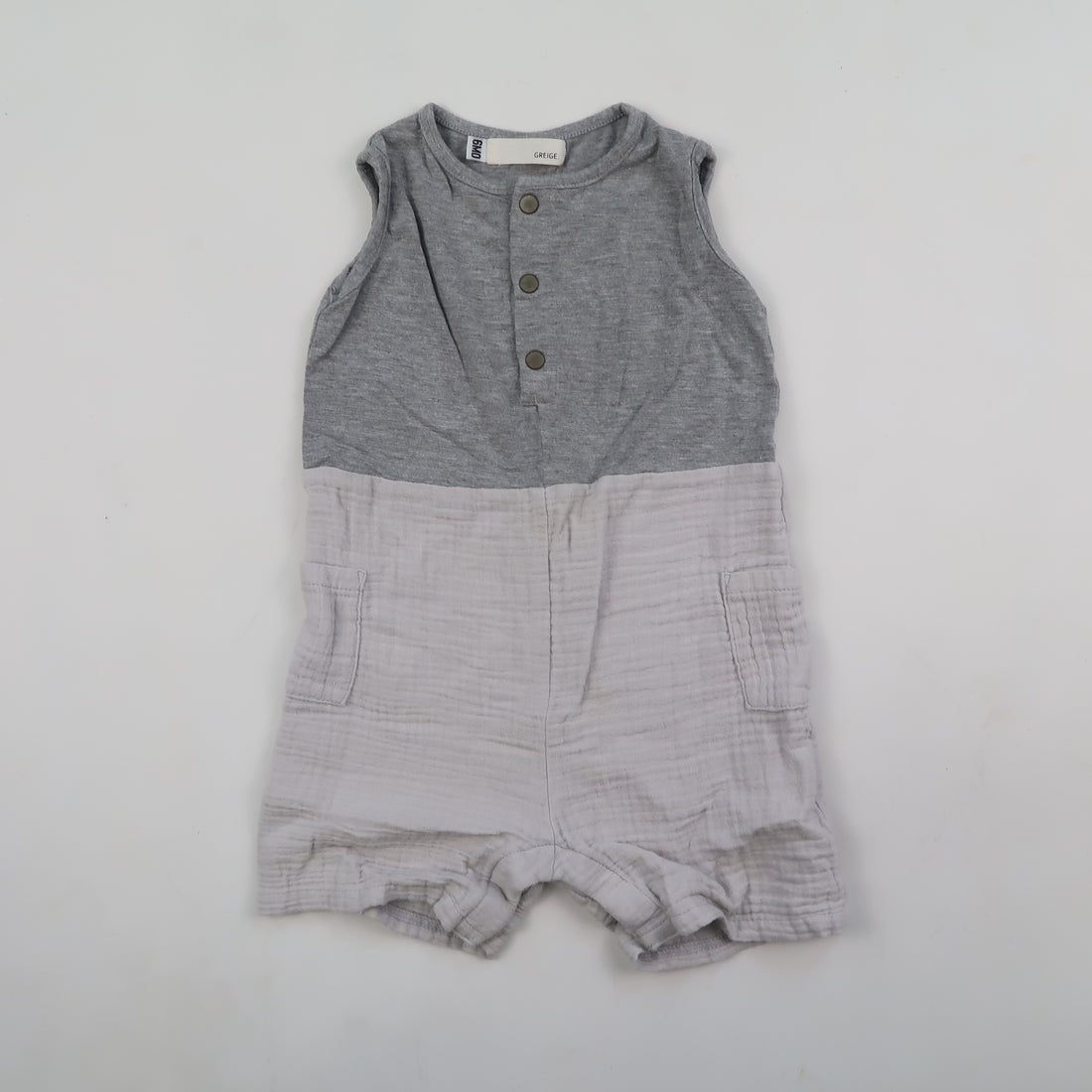 Greige - Romper (6M) *fits large