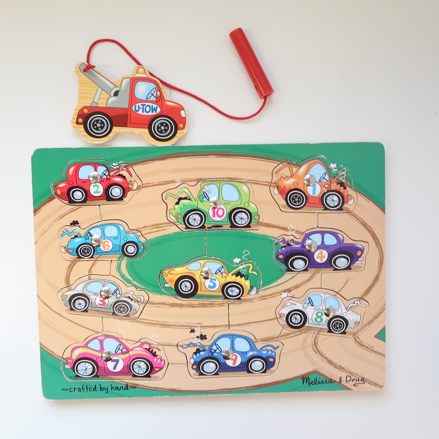 Melissa &amp; Doug - Magnetic Tow Truck Board