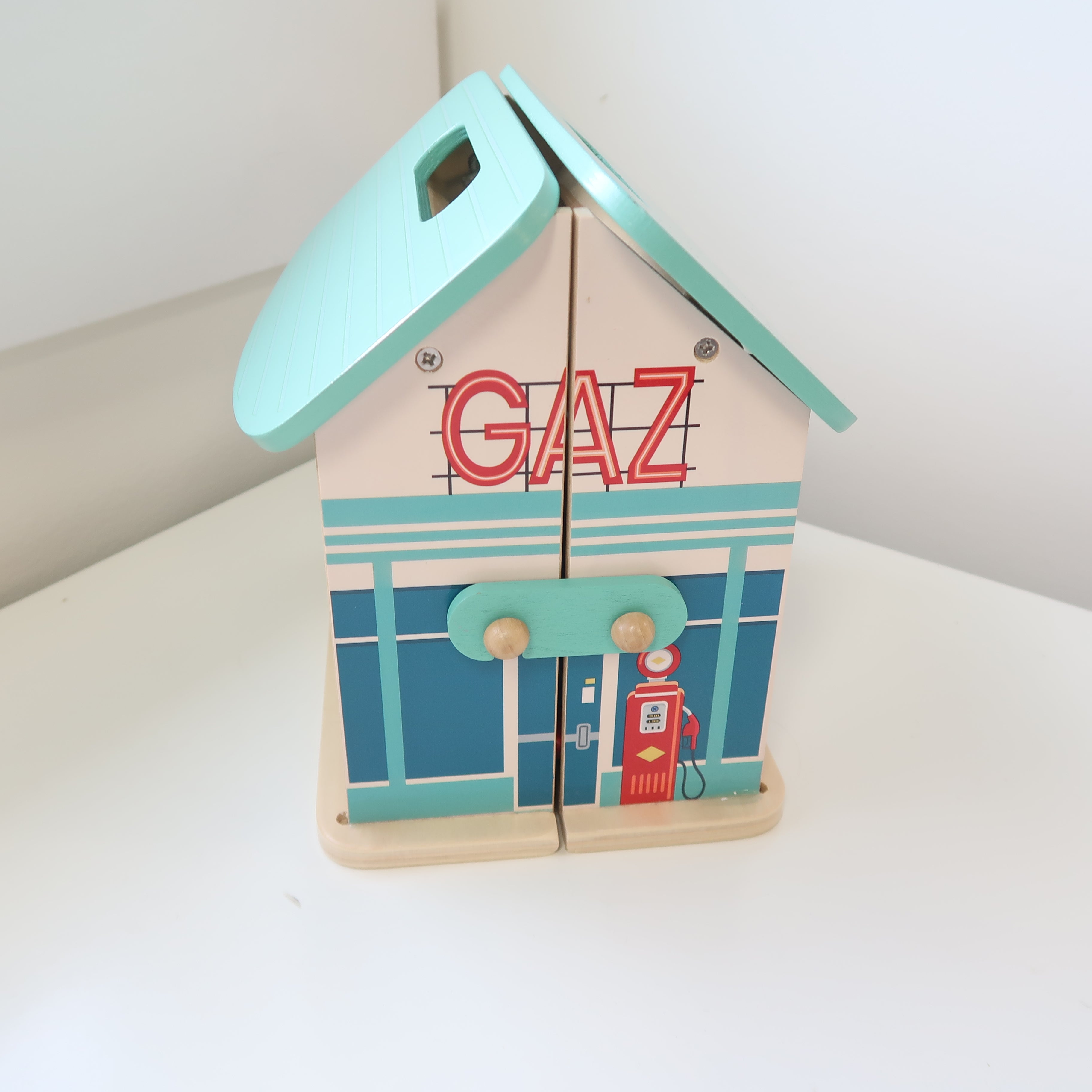 Coco Village - Gas Station Set