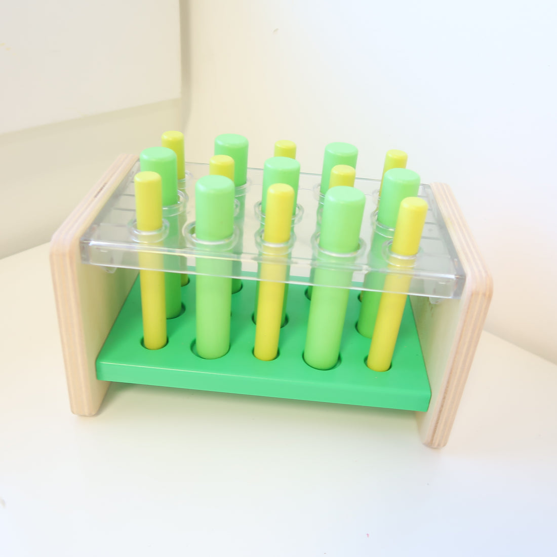Lovevery - Peg Sorter