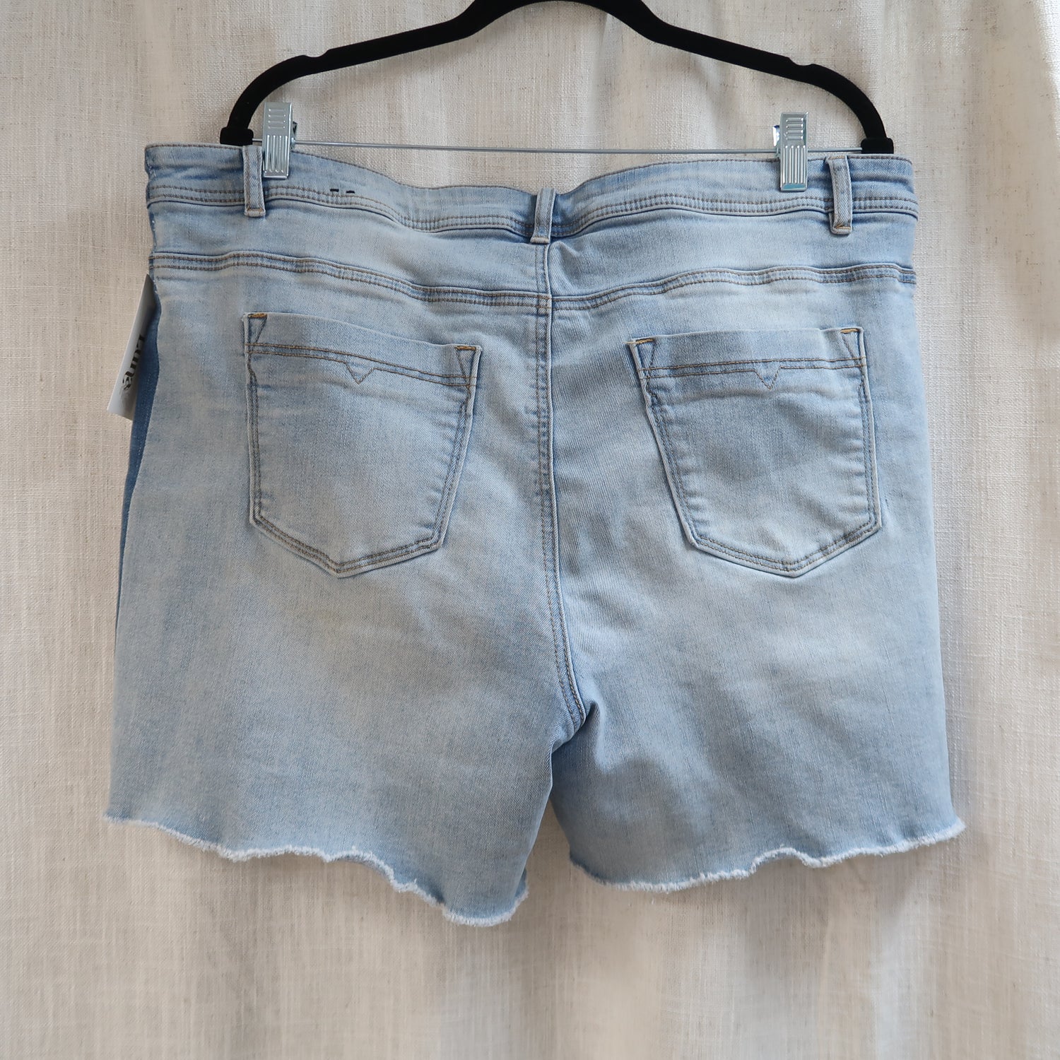 Love &amp; Legend - Shorts (Women&