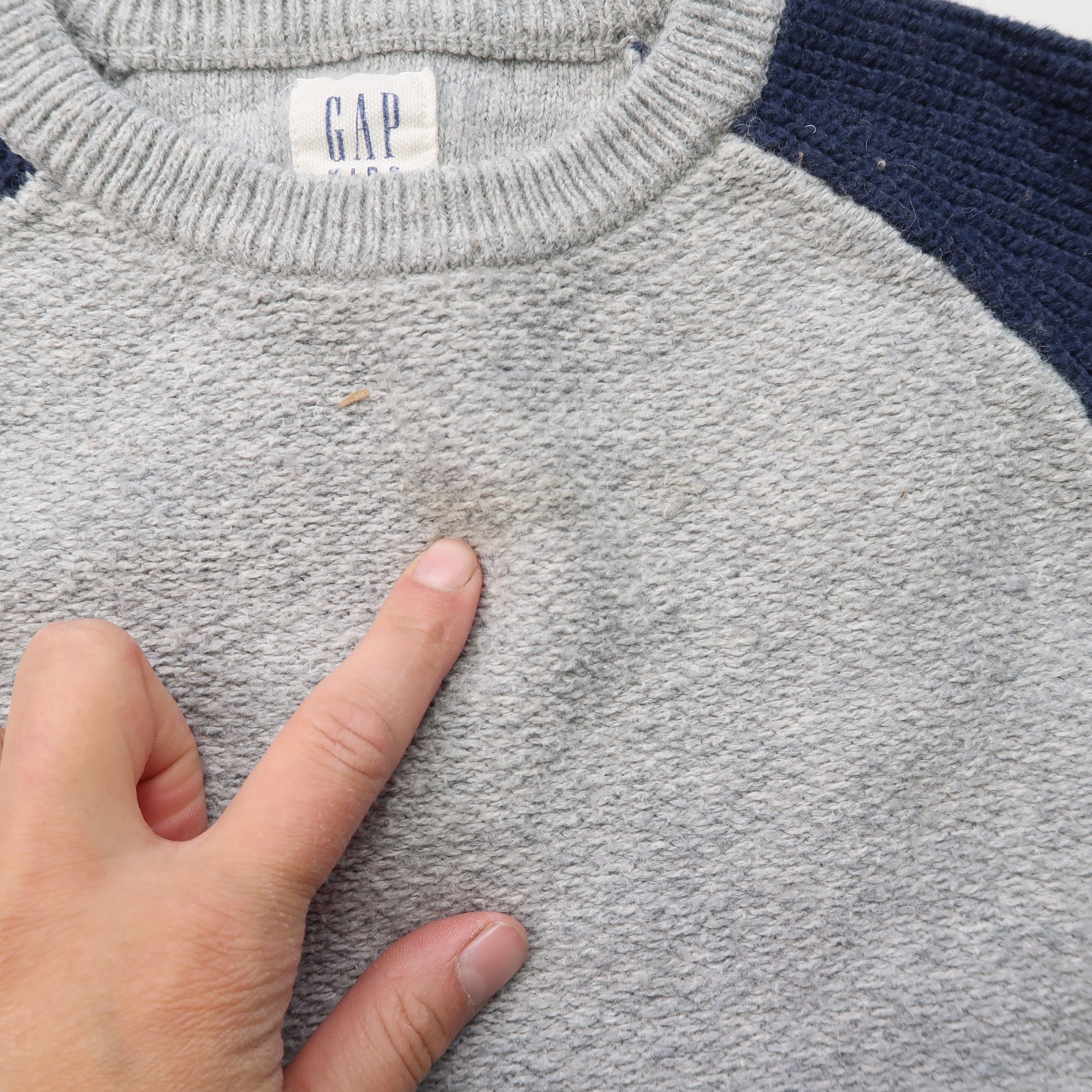 Gap - Sweater (6/7Y) *faint mark