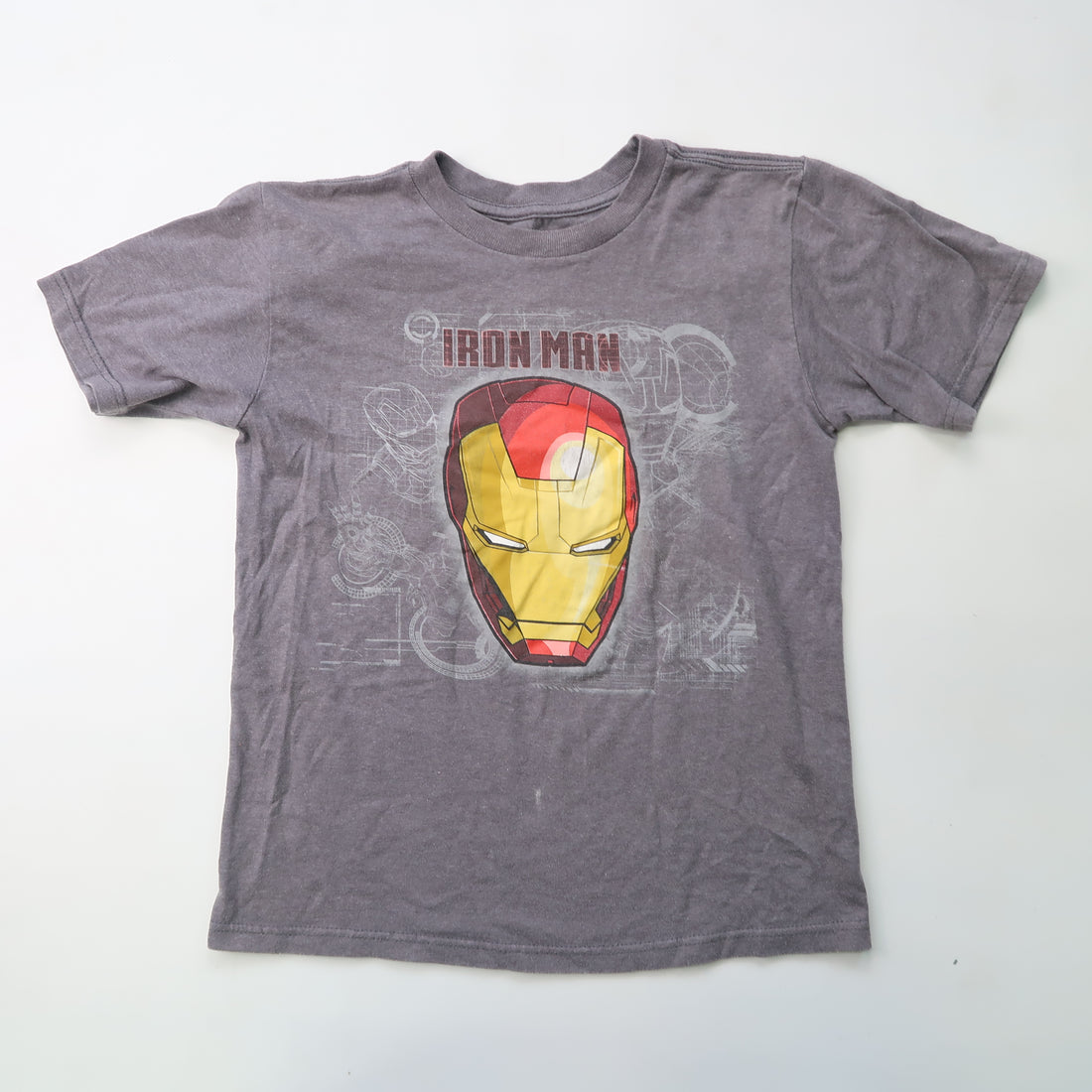 Iron Man - T-Shirt (8Y) *cracking on graphic